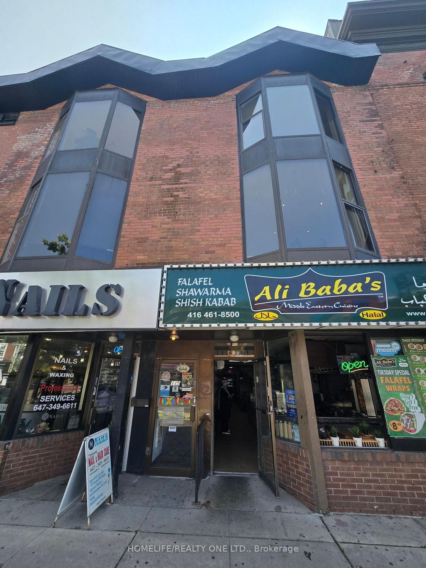115 S Danforth Avenue 304, Toronto, ON M4K 1N2