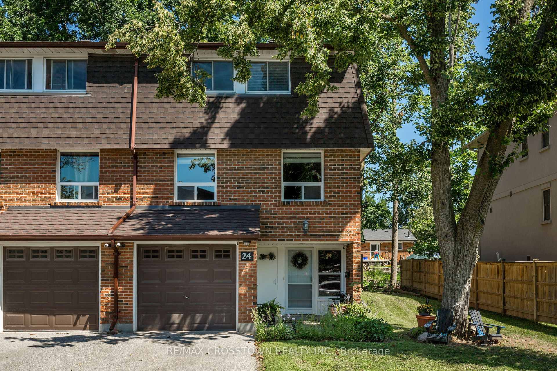 360 Blake Street NW 24, Barrie, ON L4M 1L3