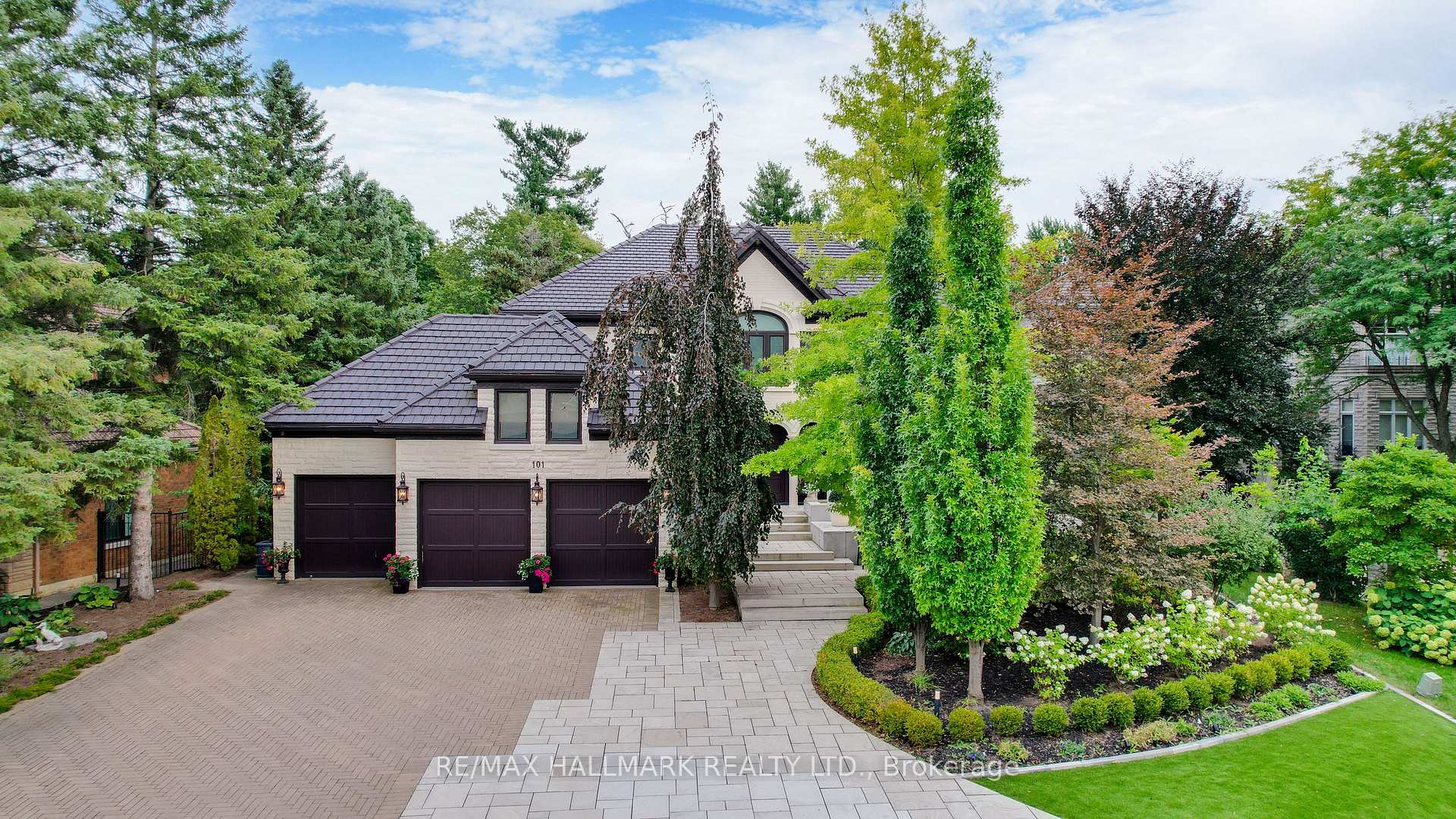 101 Longview Crescent, Vaughan, ON L4H 1A9