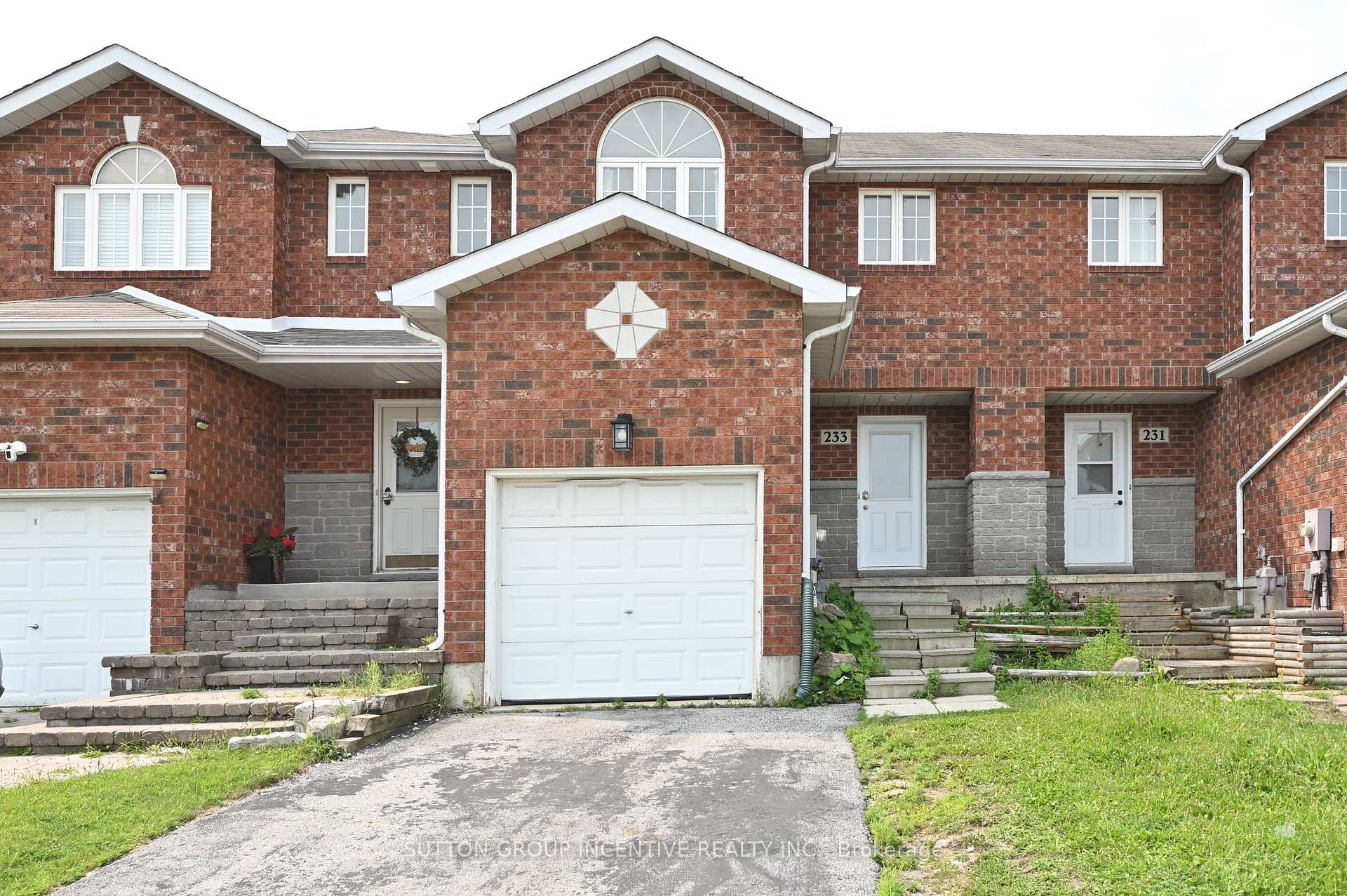 233 Stanley Street, Barrie, ON L4M 6X9