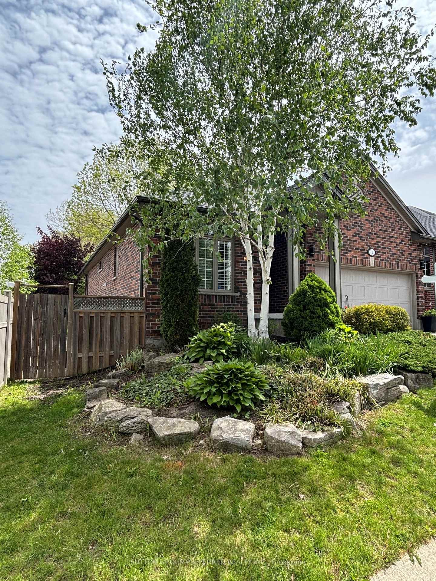 1617 Shore Road 1, London South, ON N6K 5C3