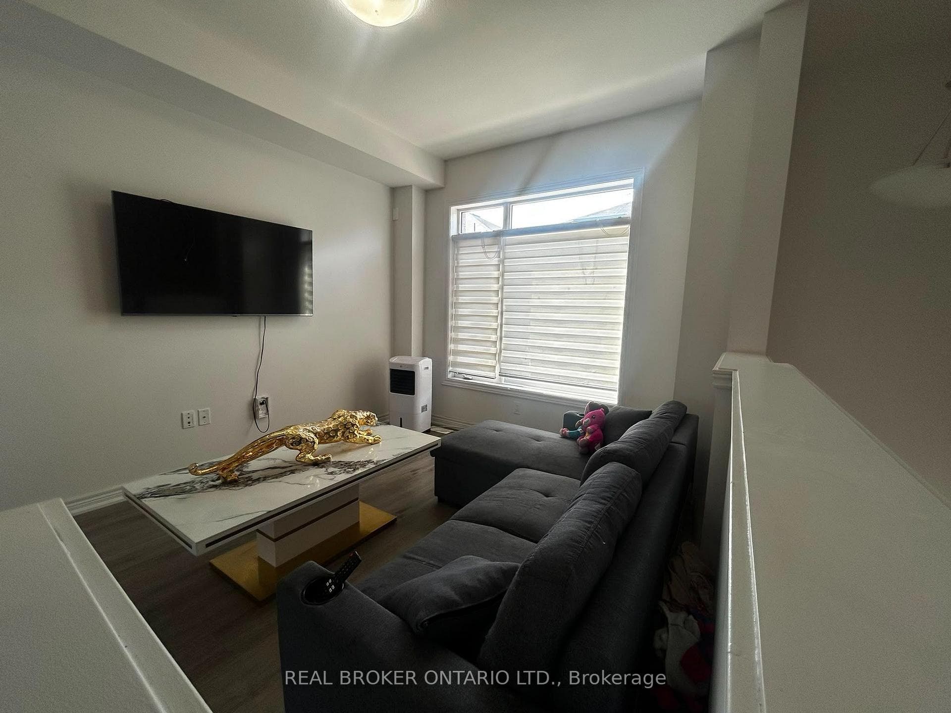 575 Woodward Avenue 28, Hamilton, ON L8H 6P2