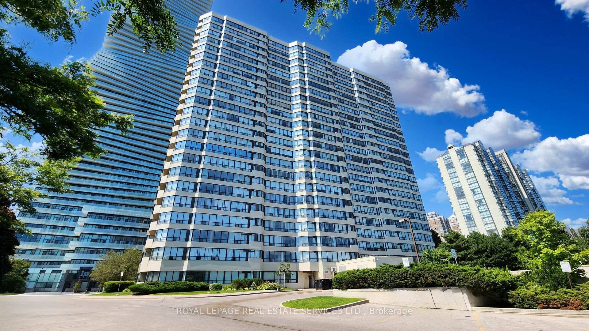 400 Webb Drive 2010, Mississauga, ON L5B 3Z7
