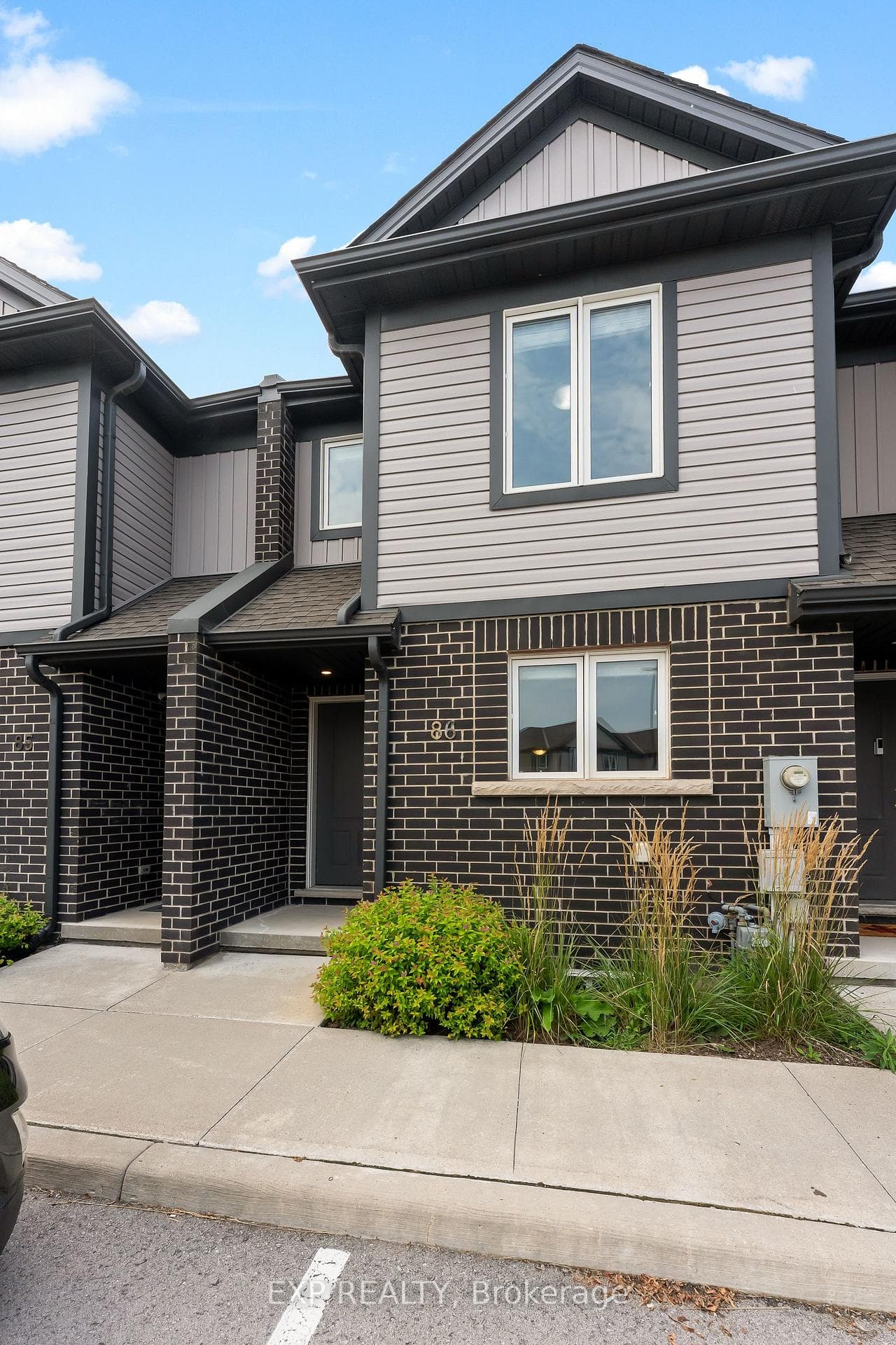 7768 Ascot Circle 86, Niagara Falls, ON L2H 3P9