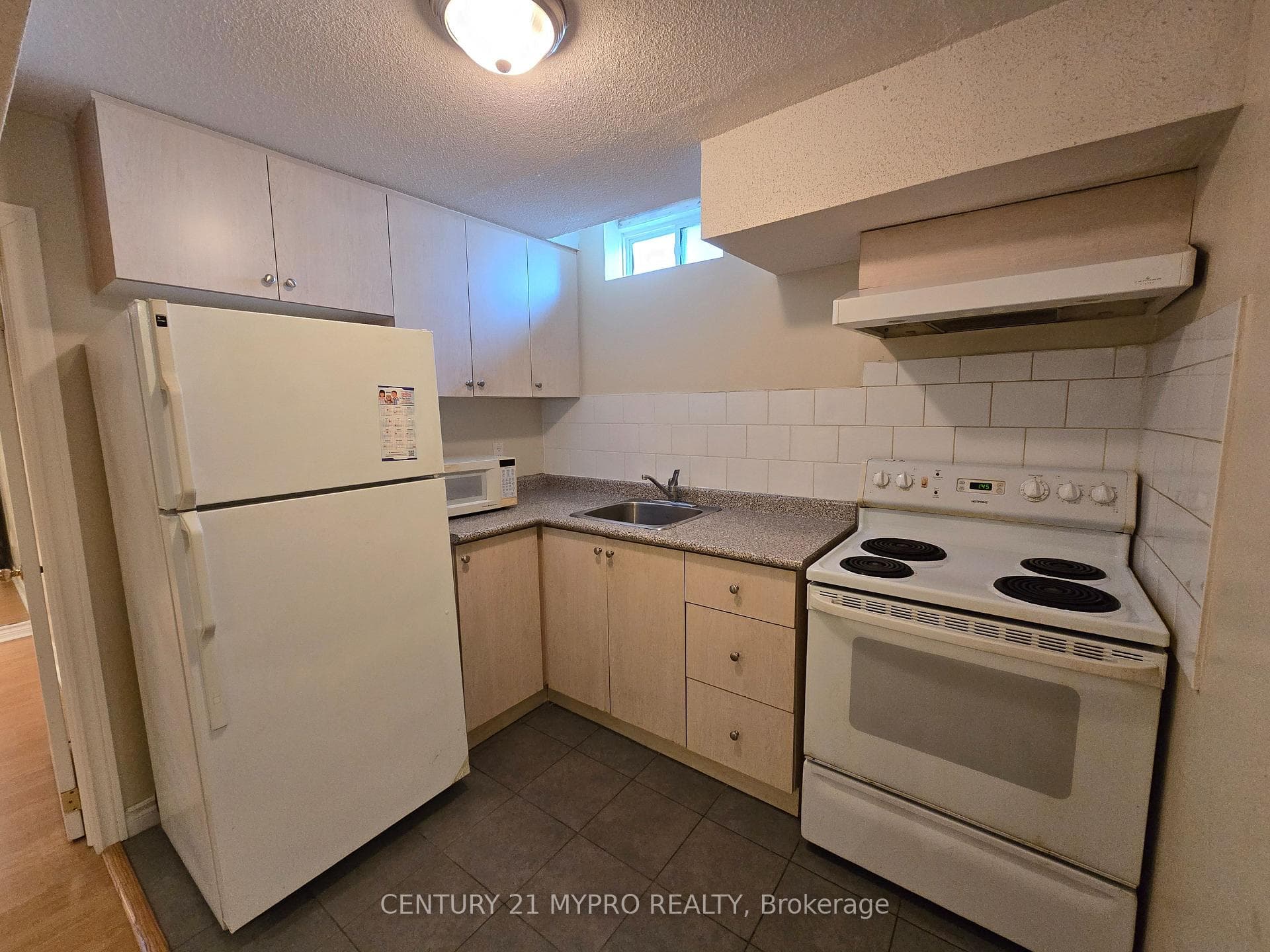 10 Bianca Drive Lower unit, Markham, ON L3R 5H2