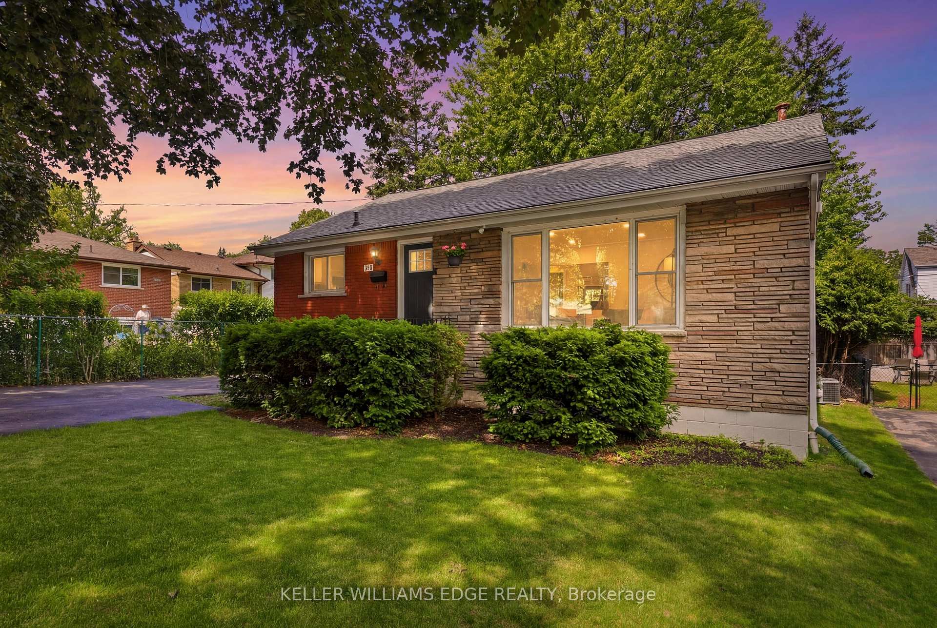 312 Upper Paradise Road, Hamilton, ON L9C 5C4