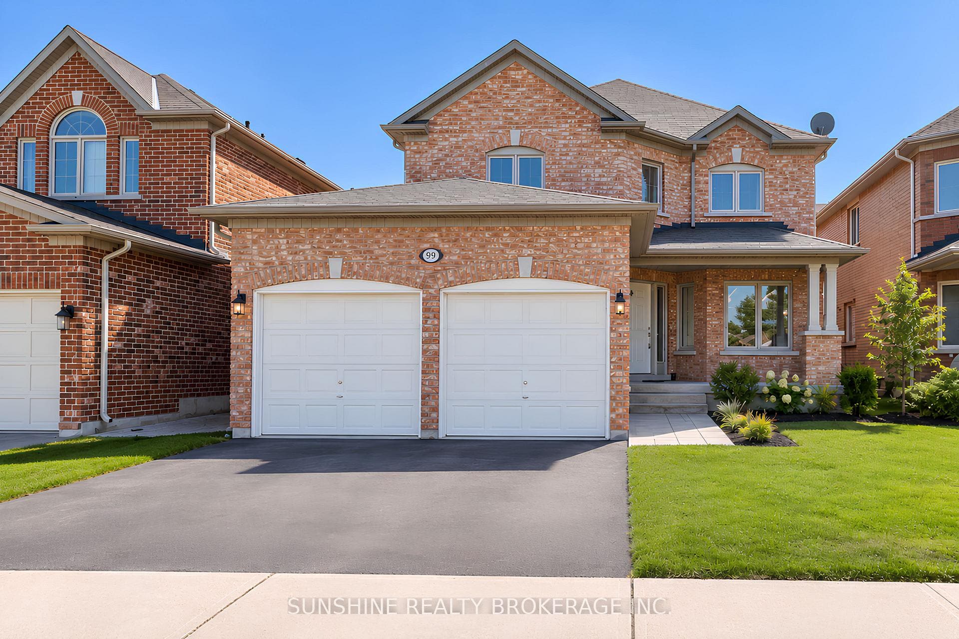 99 Canyon Hill Avenue, Richmond Hill, ON L4C 0T1