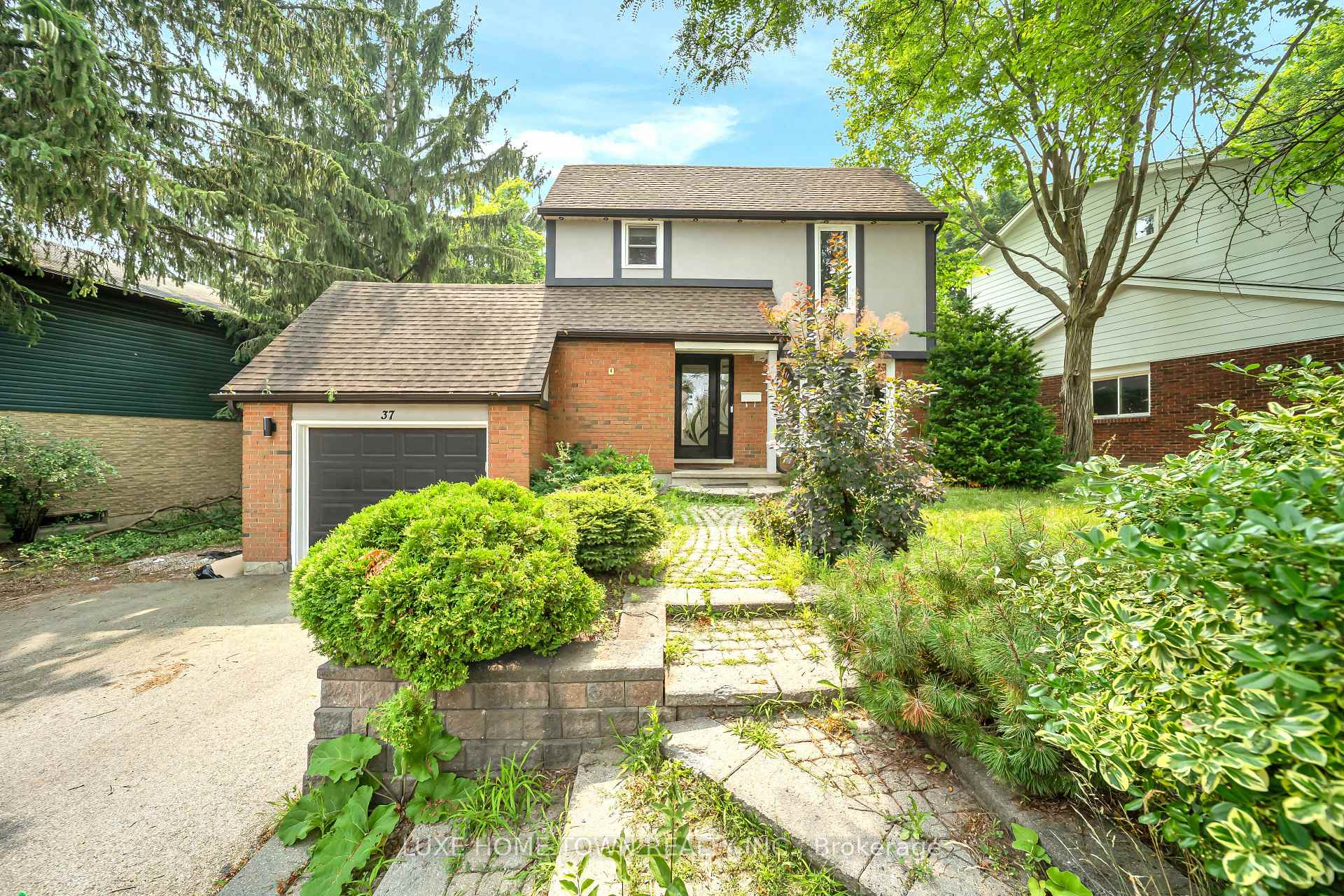 37 Ferman (Lower) Drive, Guelph, ON N1H 7C9