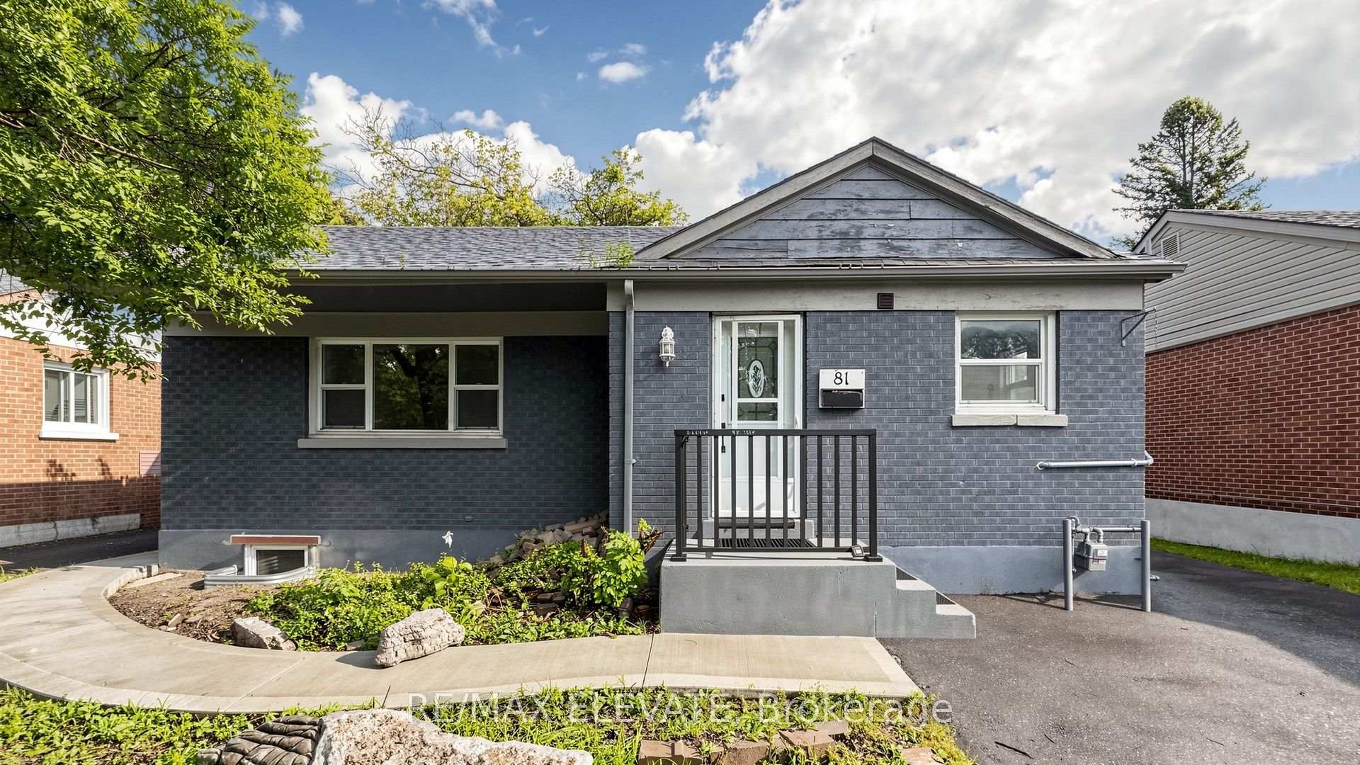 81 Admiral Road, Ajax, ON L1S 2N8