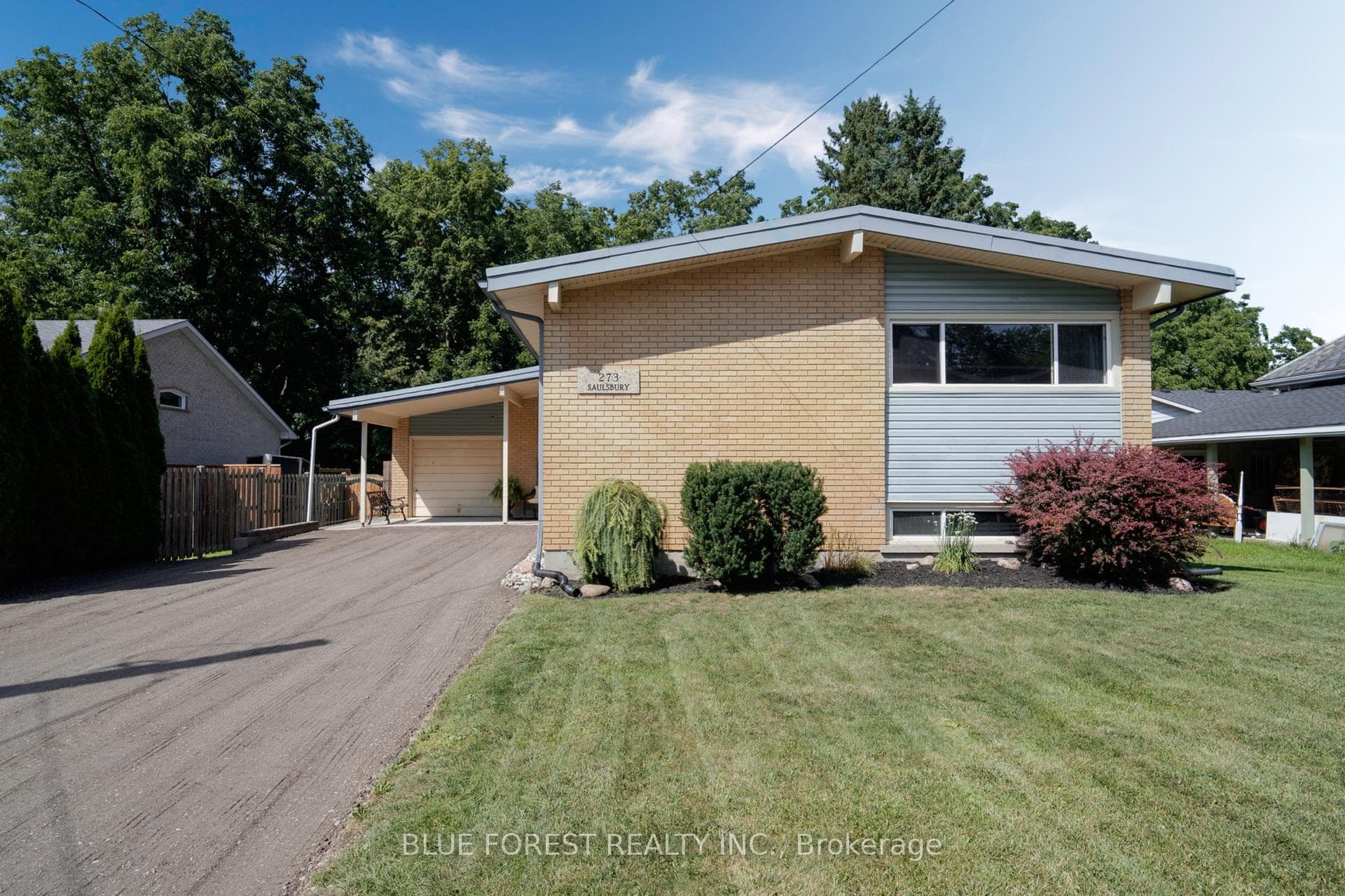 273 Saulsbury Street, Strathroy-Caradoc, ON N7G 2B1