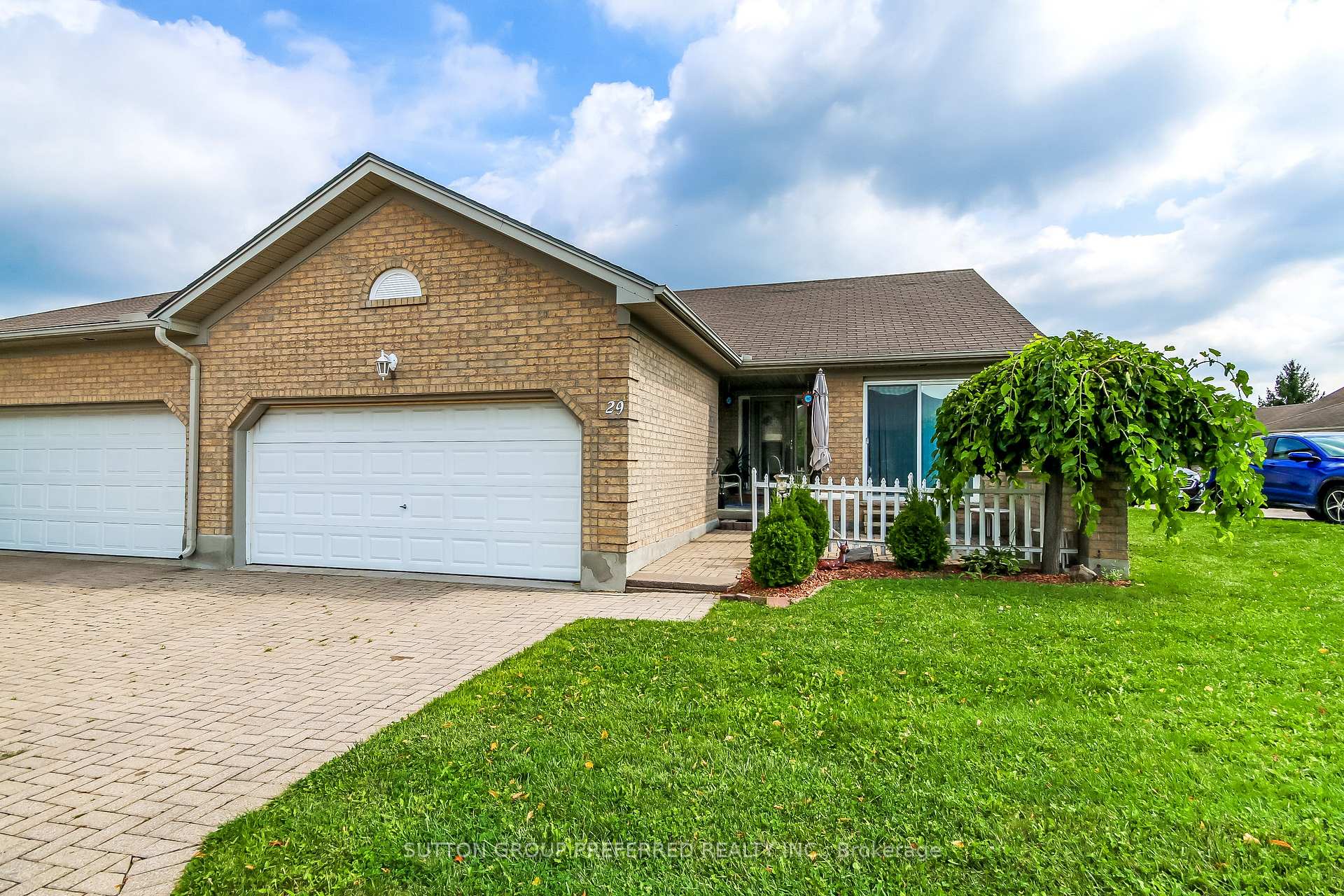 861 Shelborne Street 29, London South, ON N5Z 5C5
