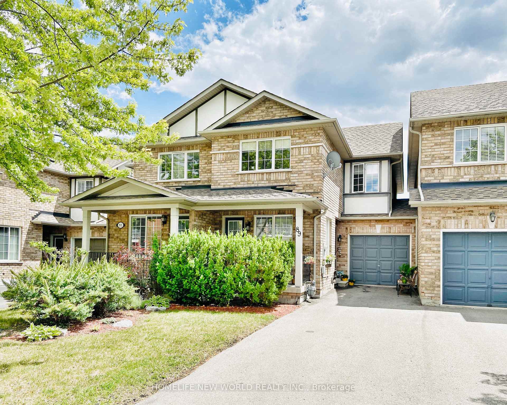 89 Warren Bradley Street, Markham, ON L6C 2X4