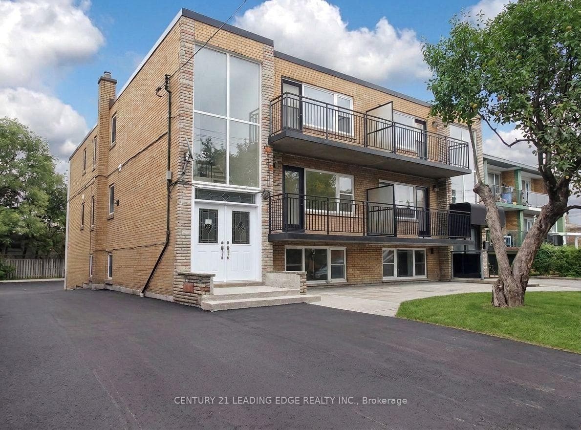 246 Pannahill Road Lower Level, Toronto, ON M3H 4N8