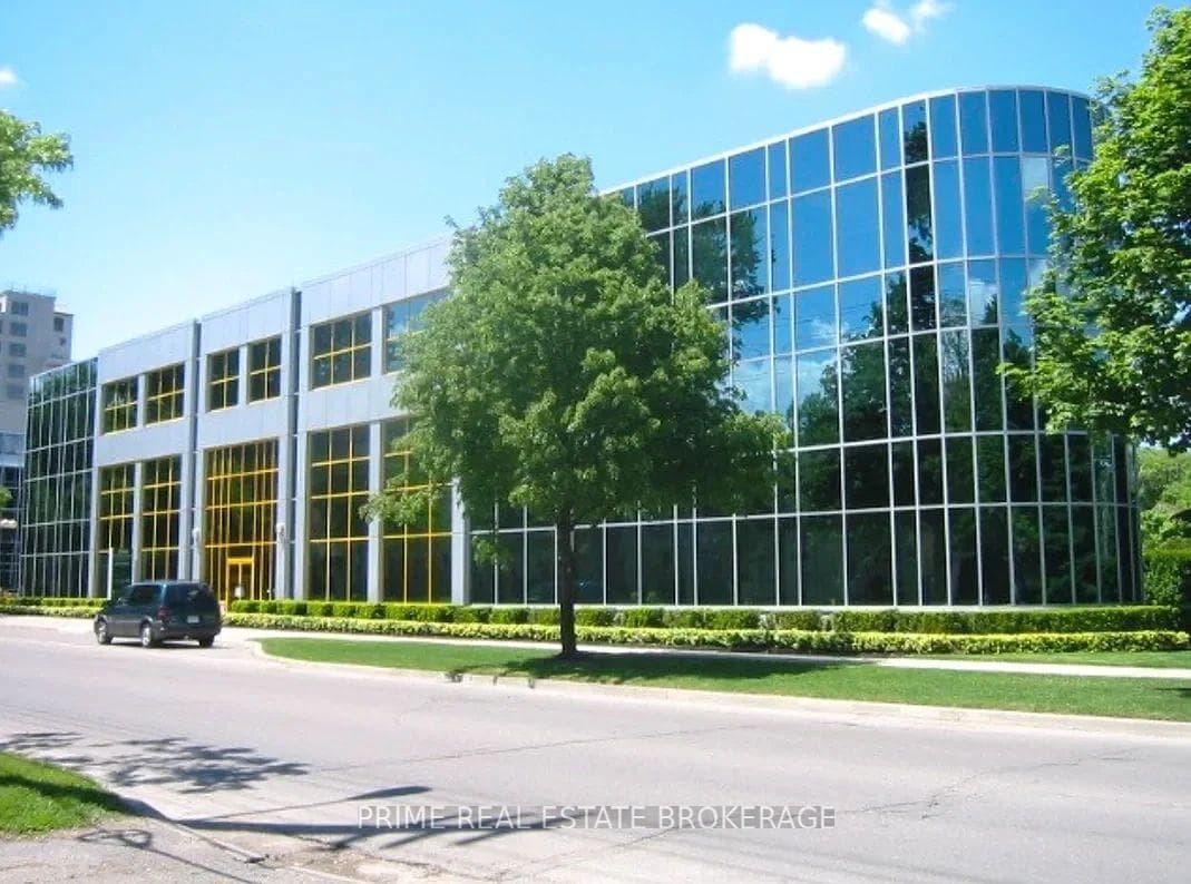 256 Pall Mall Street 100, London East, ON N6A 5P6