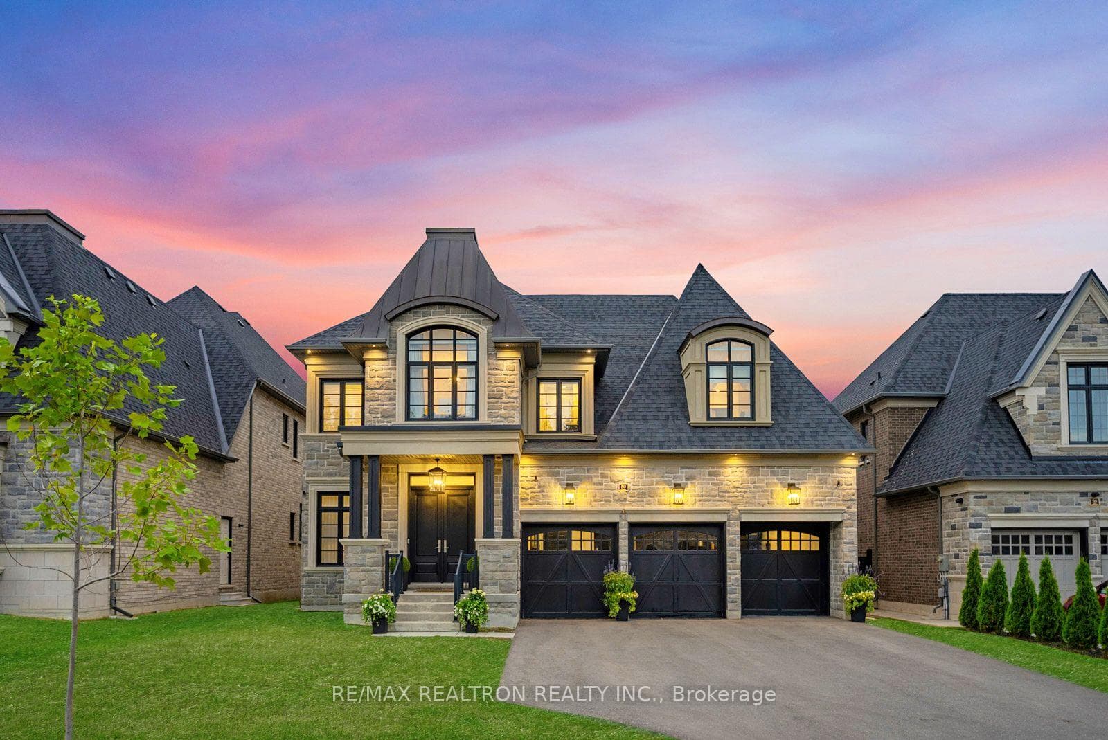 50 Calla Trail, Aurora, ON L4G 3Z5