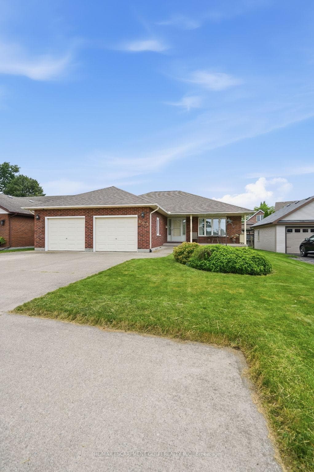 603 Bunting Road Lower, St. Catharines, ON L2M 2Z9