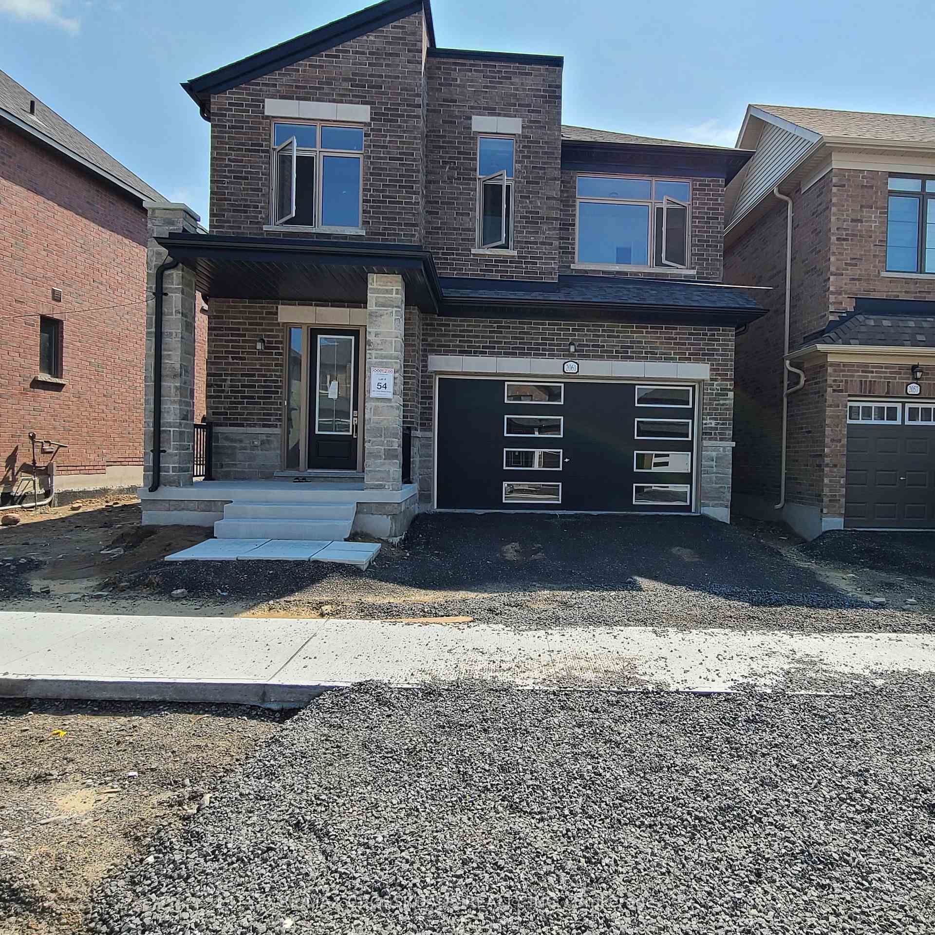 2061 Chris Mason Street, Oshawa, ON L1L 0S5
