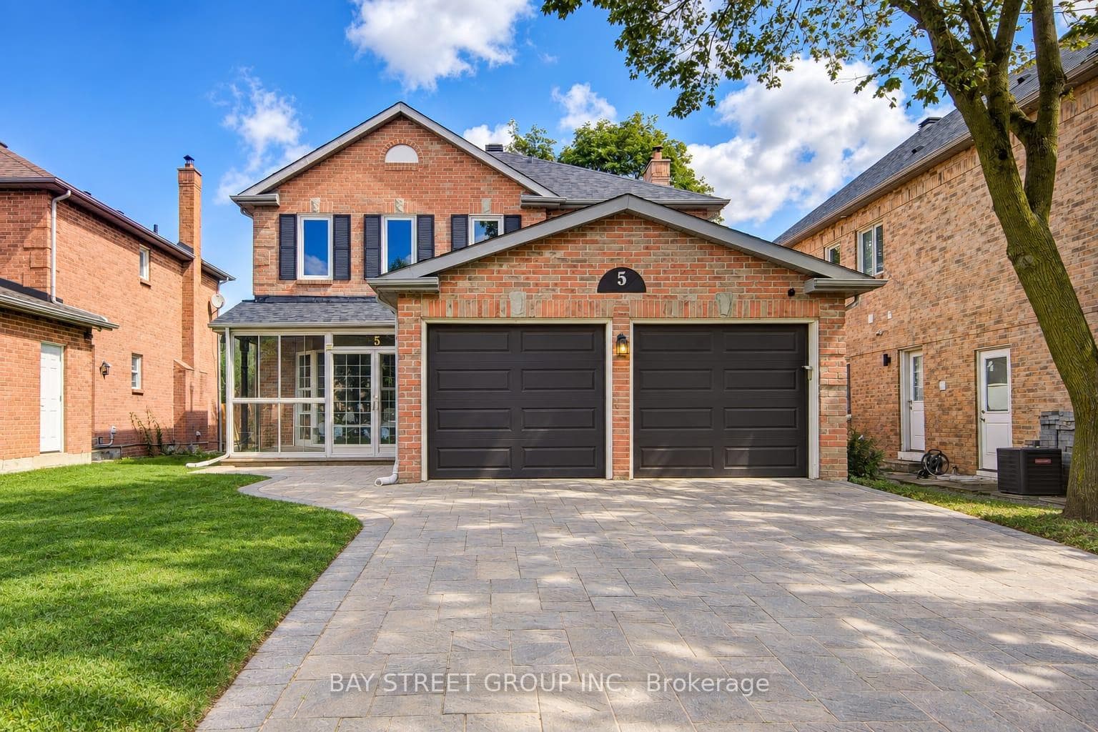 5 Captain Francis Drive, Markham, ON L3R 9C7