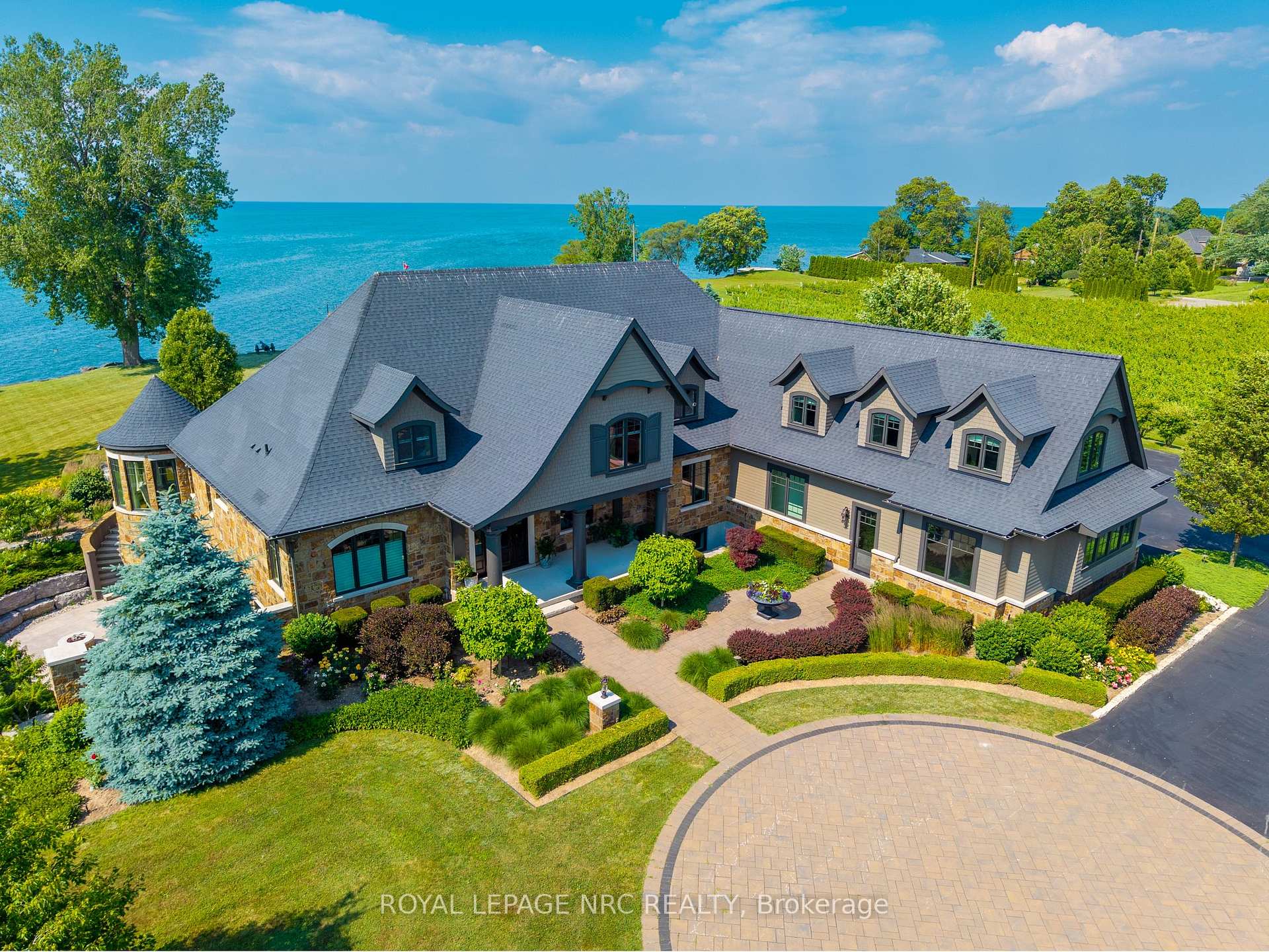 1234 Lakeshore Road, Niagara-on-the-Lake, ON L0S 1T0