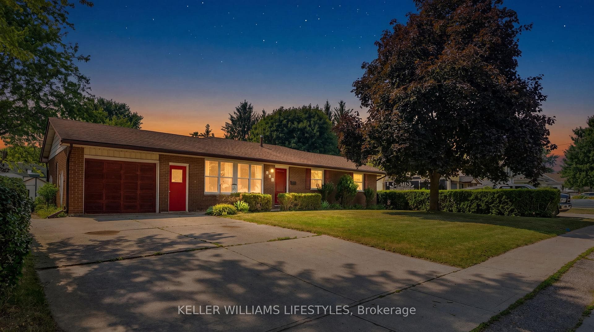 288 Carrie Street, Strathroy-Caradoc, ON N7G 3E1