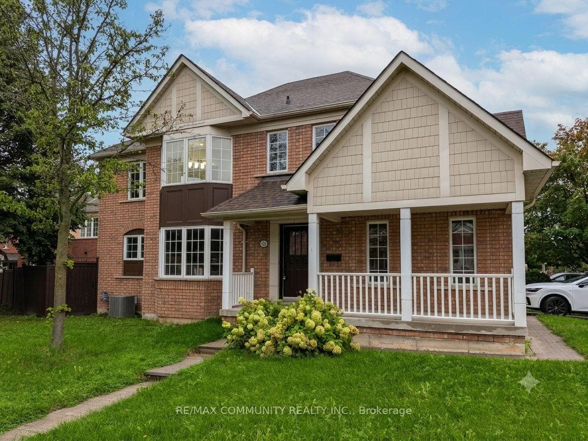 104 Mcsweeney Crescent, Ajax, ON L1T 4G3