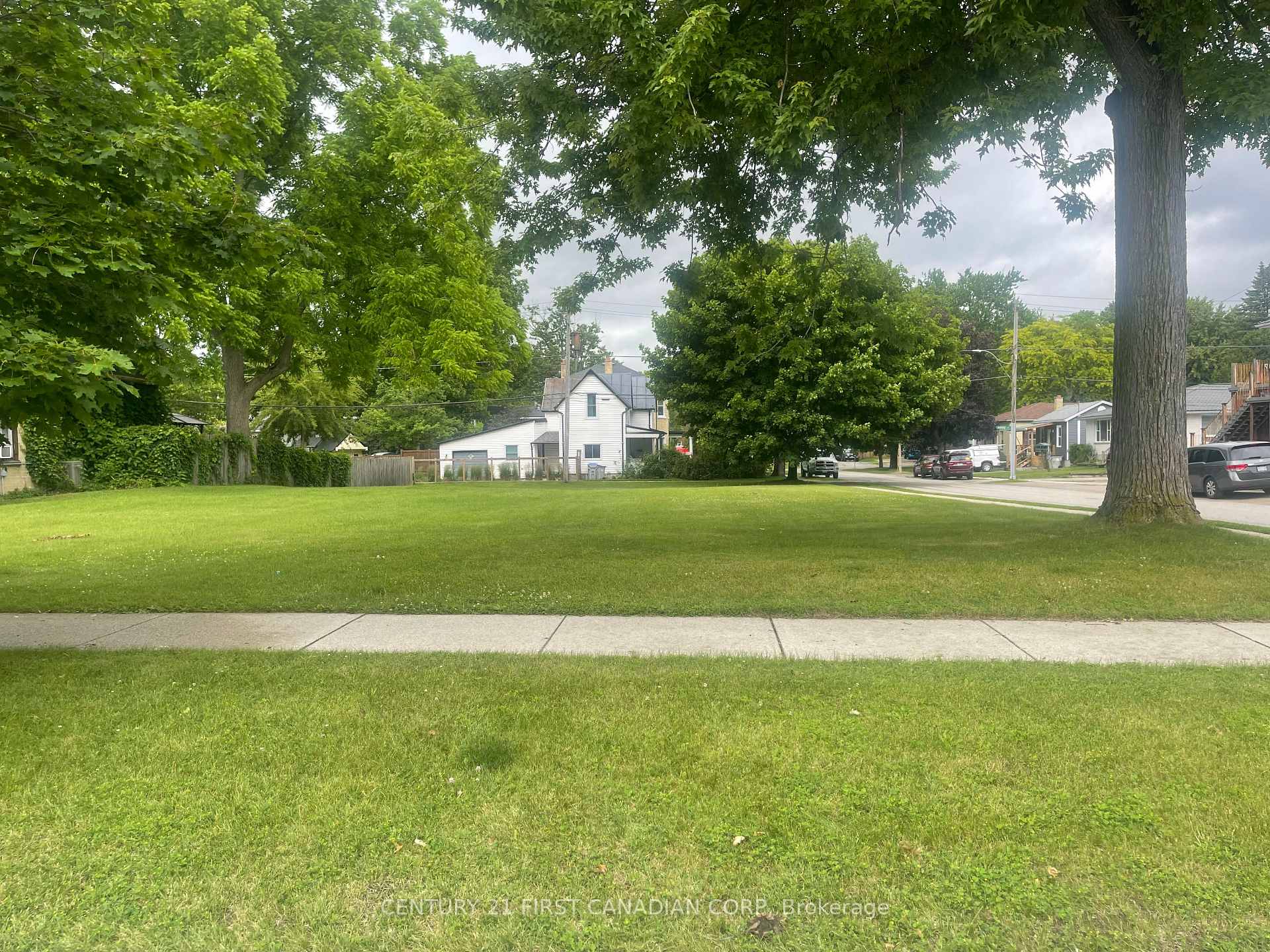 Lot 14 Front St West Street W, Strathroy-Caradoc, ON N7G 1Y3