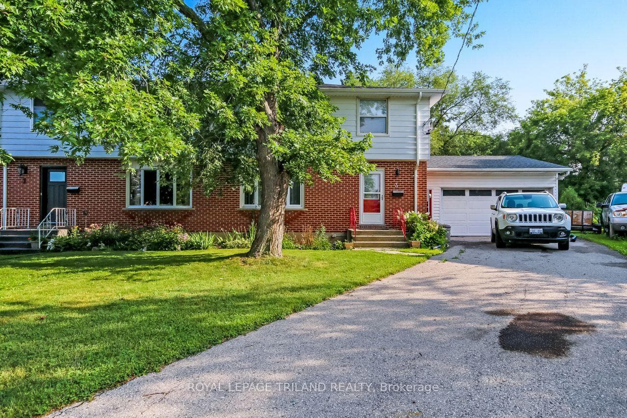3 Gregory Place, St. Thomas, ON N5R 4S4