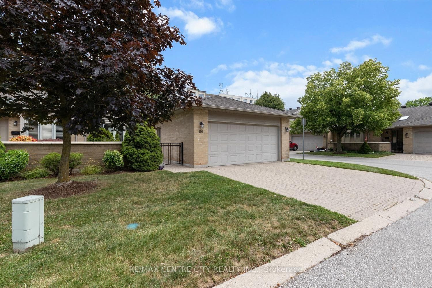 1500 Richmond Street 104, London North, ON N6G 4V1