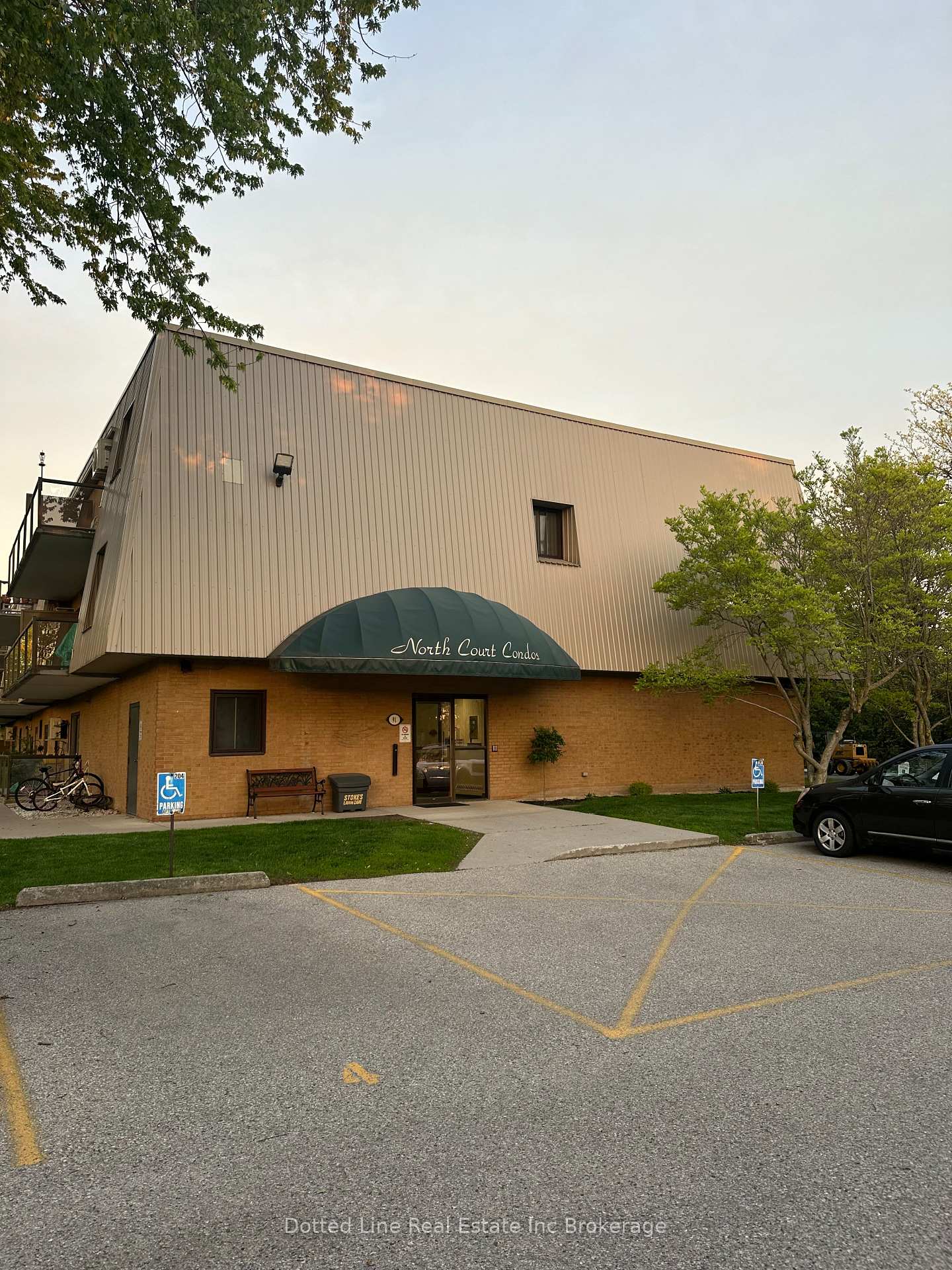 91 Spruce Street W 208, Aylmer, ON N5H 1B4
