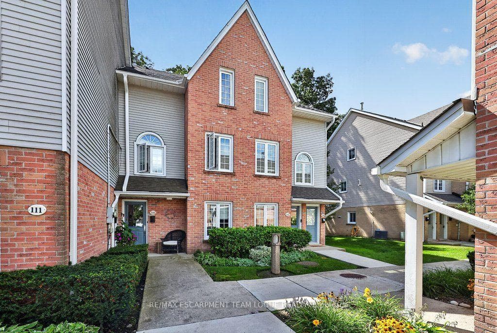 2110 Cleaver Avenue 112, Burlington, ON L7M 3Z3