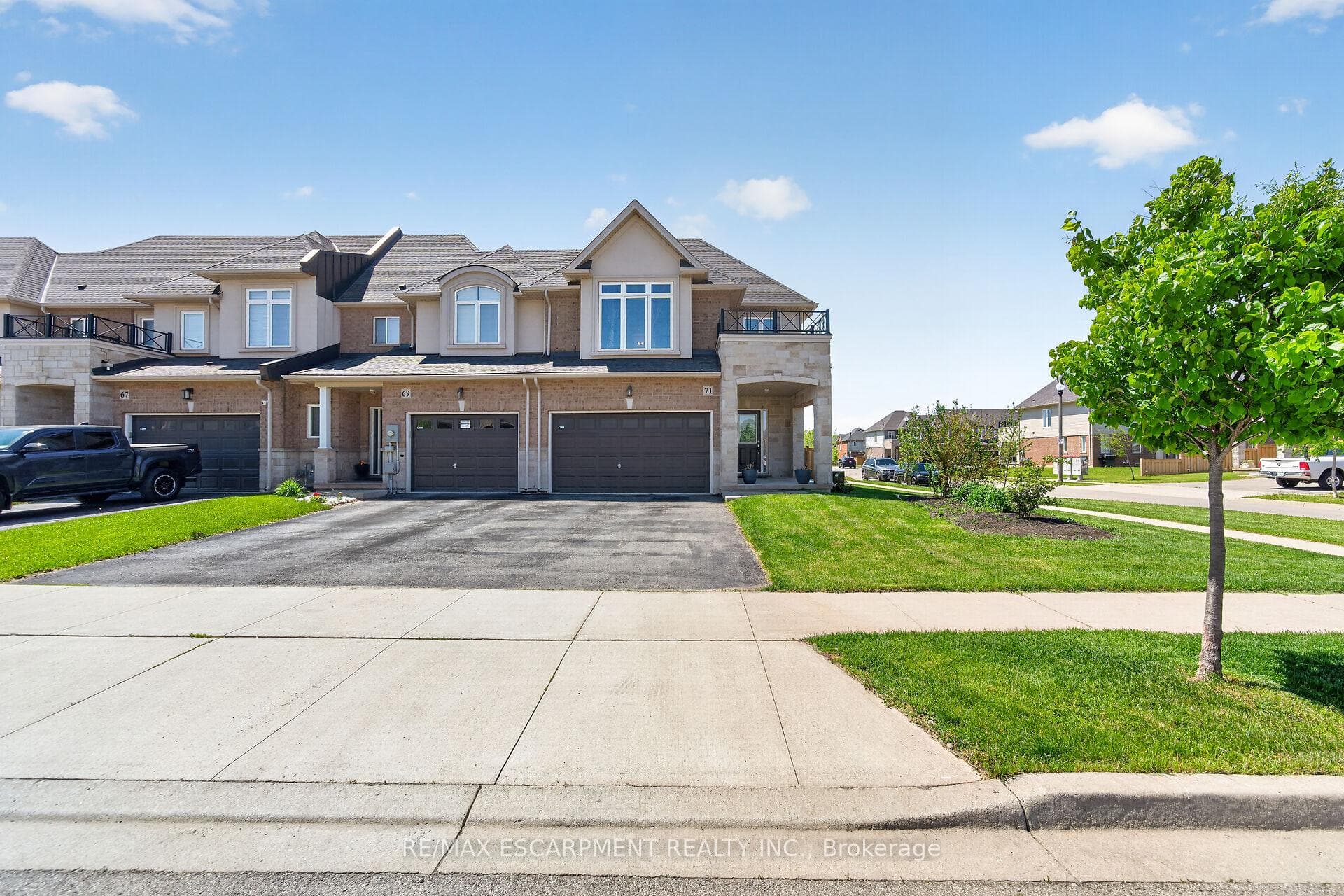 71 Foothills Lane, Hamilton, ON L8E 0K1