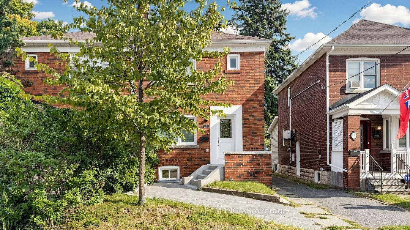 9 Lesmount Avenue Bsmt, Toronto, ON M4J 3V5