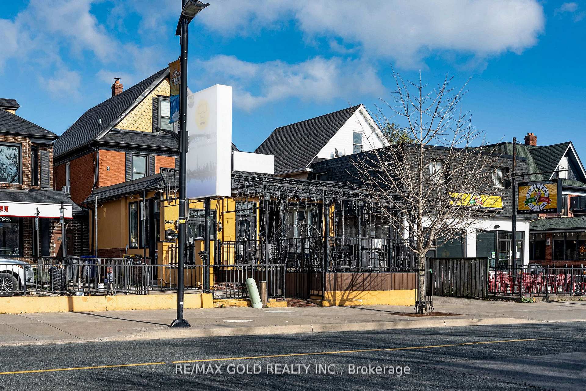 5448 Victoria Avenue, Niagara Falls, ON L2G 3L2