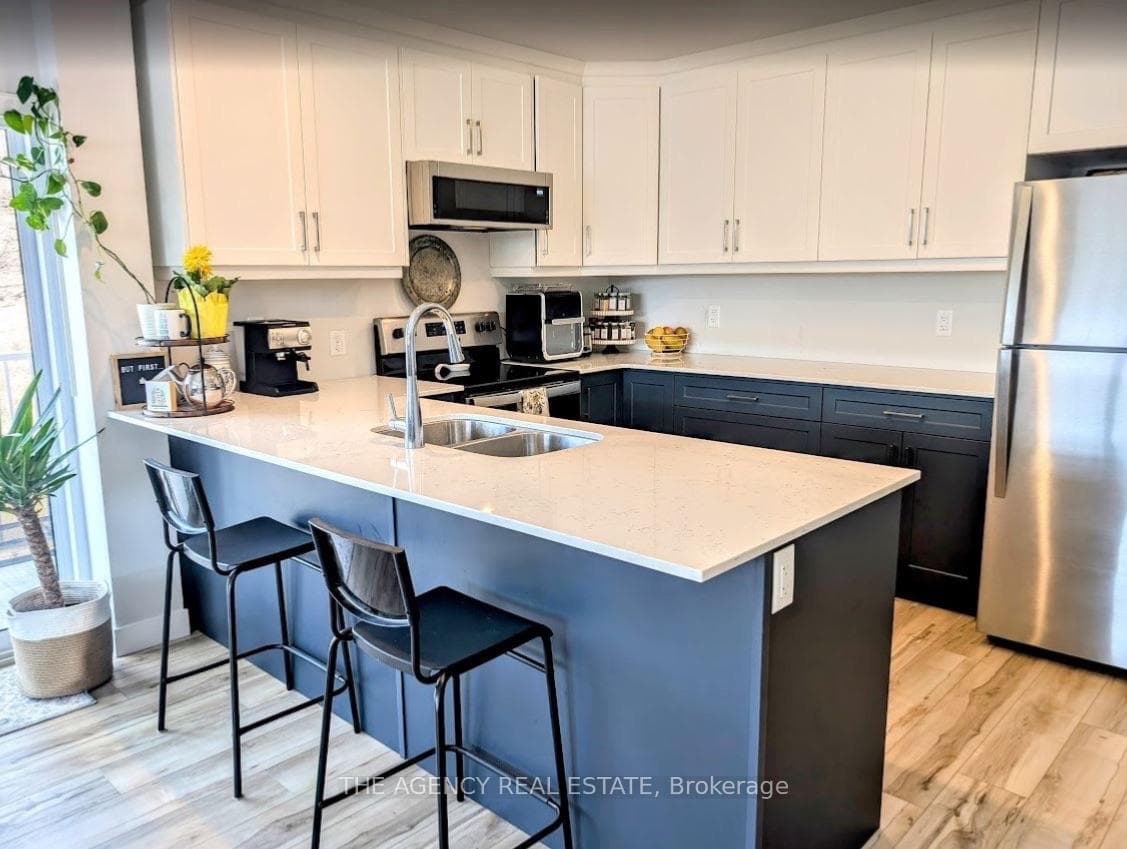 100 Promenade Circle 410, Central Elgin, ON N5L 0B7