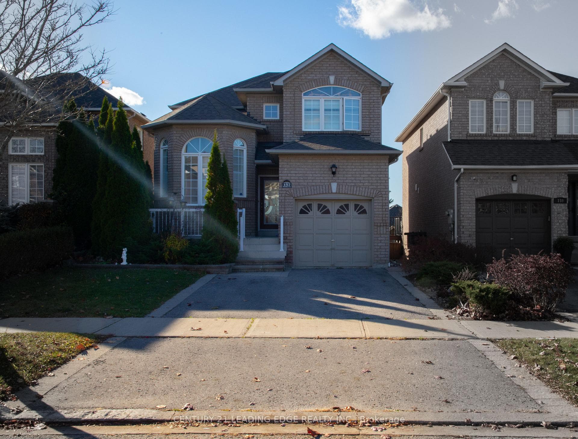 157 Dooley Crescent, Ajax, ON L1T 4J6
