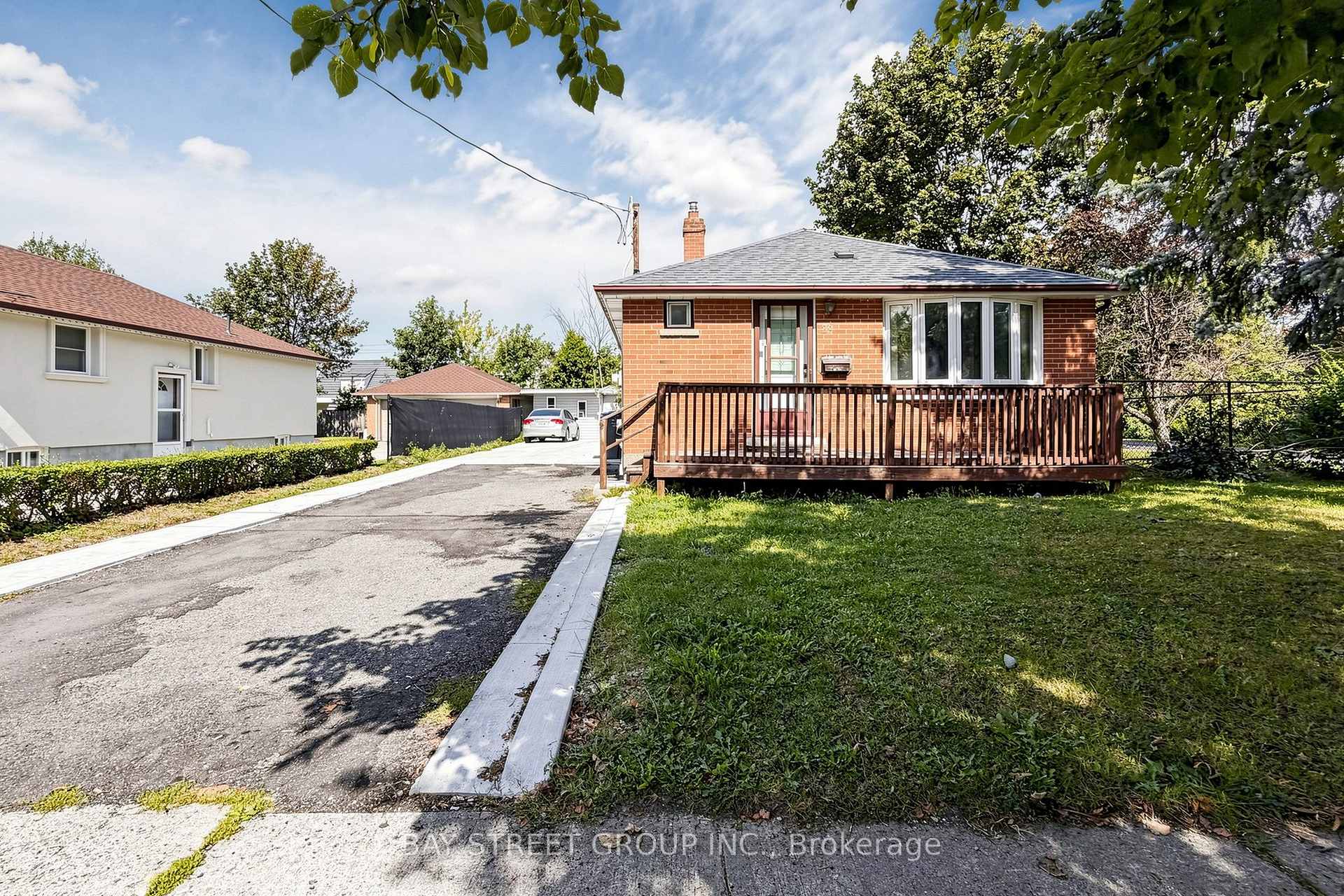 26 Sunset Boulevard, Brampton, ON L6X 1W9