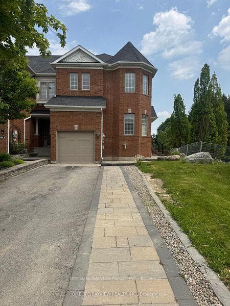 613 Osler Court Bsmnt, Newmarket, ON L3X 2P5