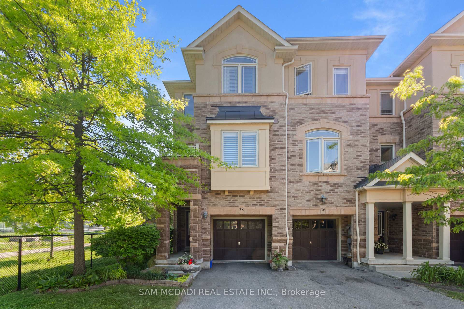 6625 Falconer Drive 38, Mississauga, ON L5N 0C8