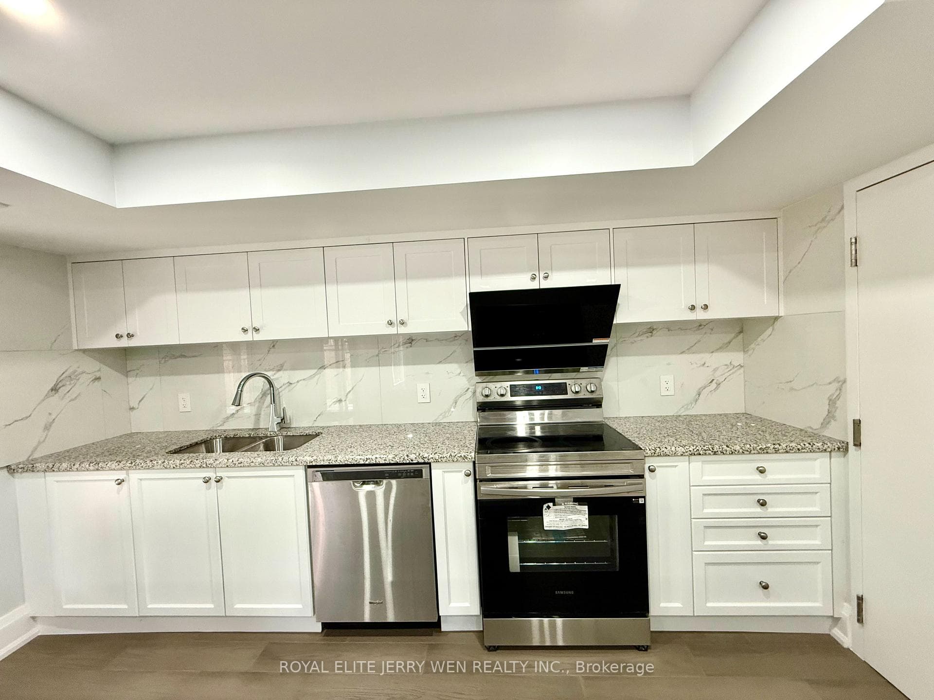 222 Butternut Ridge Trail Basement, Aurora, ON L4G 3P1