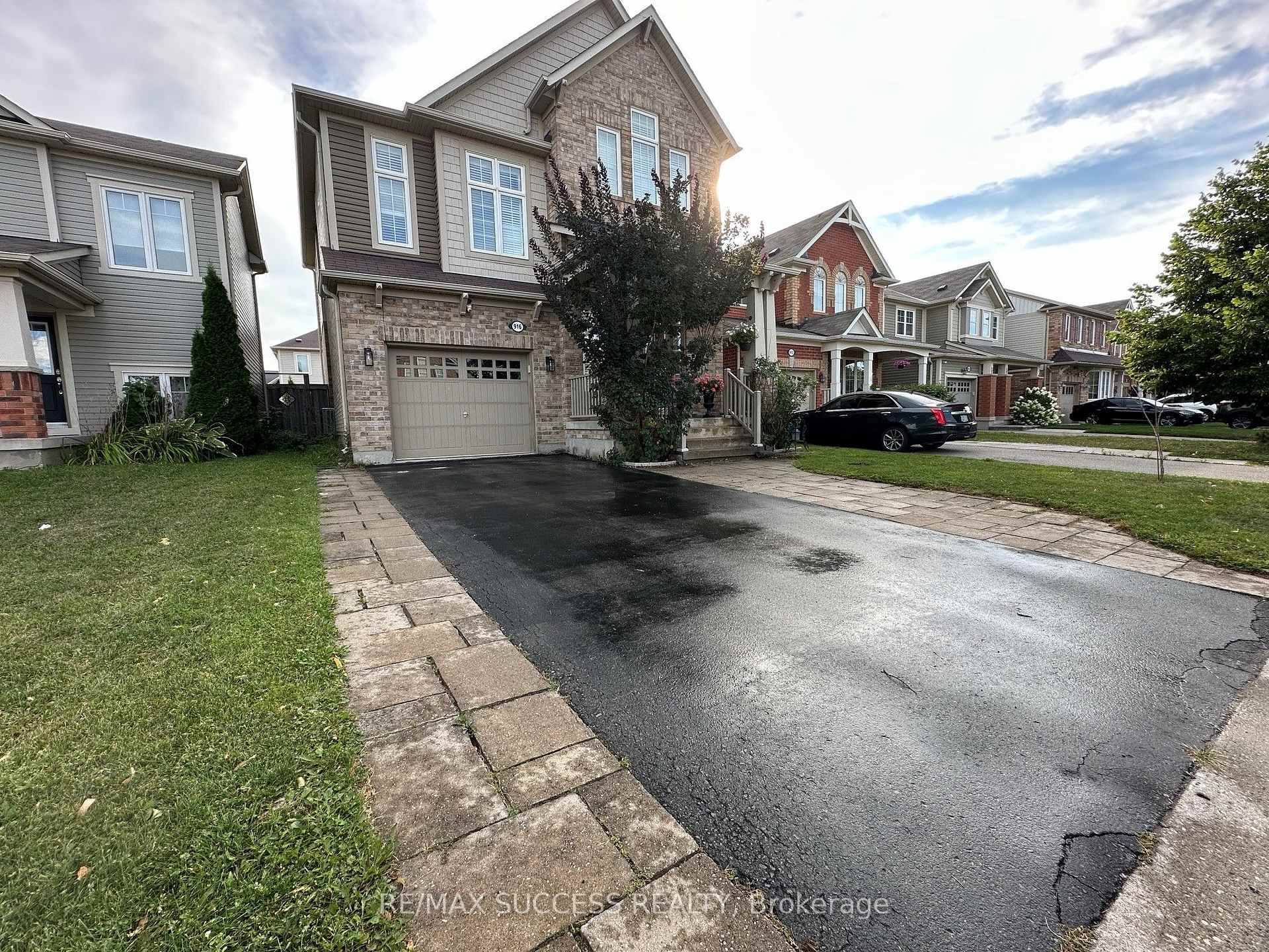 916 Minchin Way Basement, Milton, ON L9T 7T6