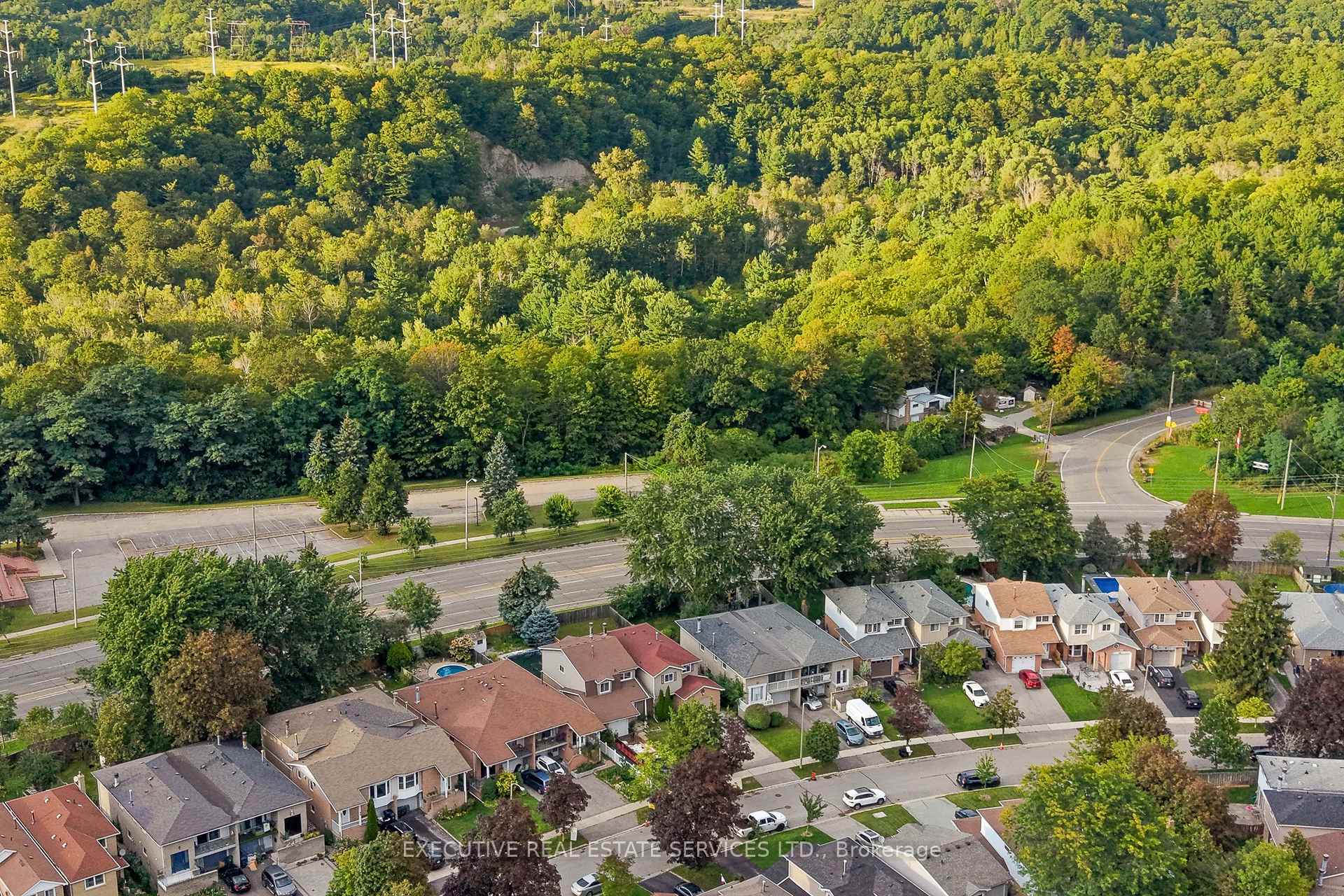 76 Lionhead Trail, Toronto, ON M1B 2J6