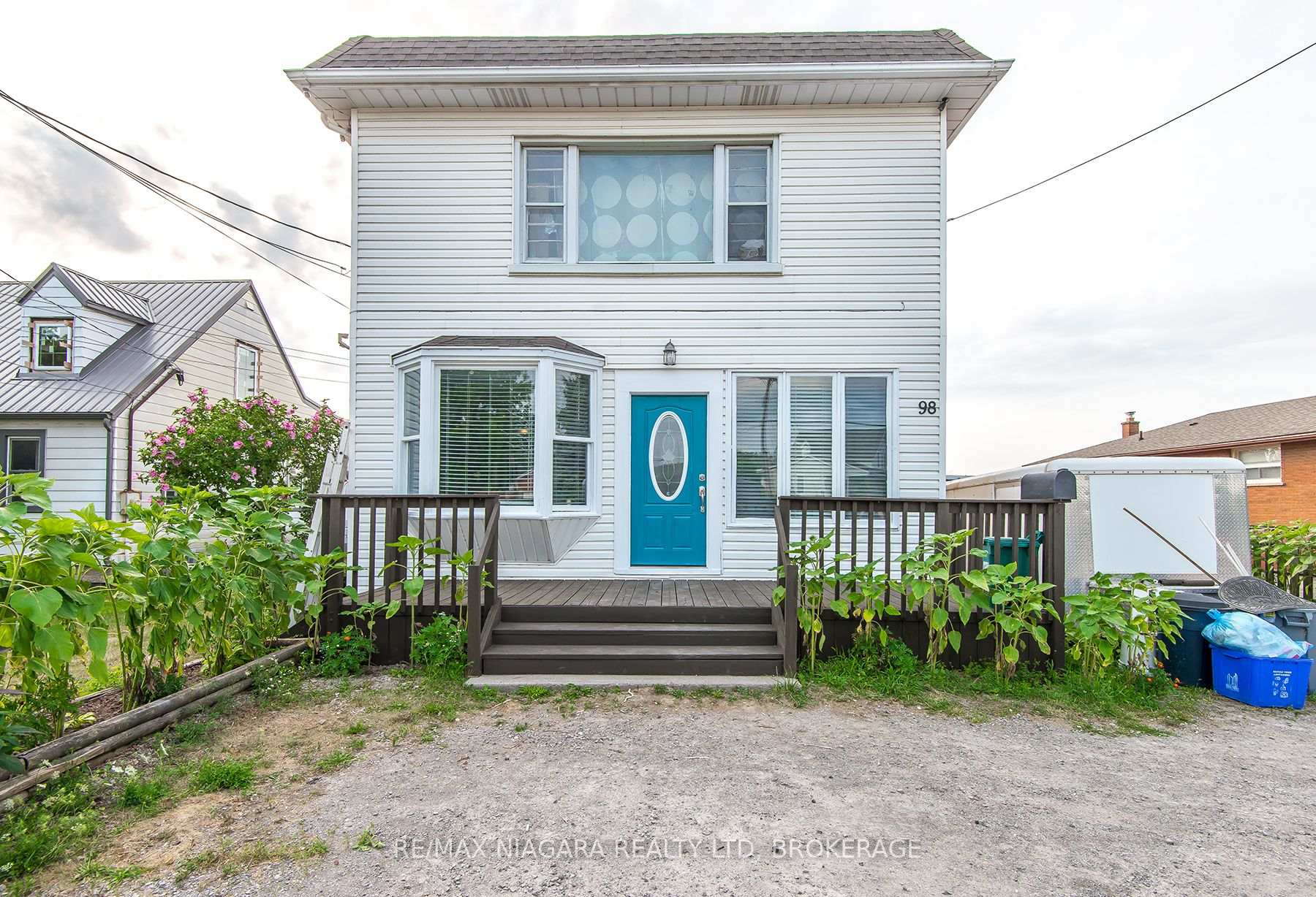 98 Chippawa Road, Port Colborne, ON L3K 1T5