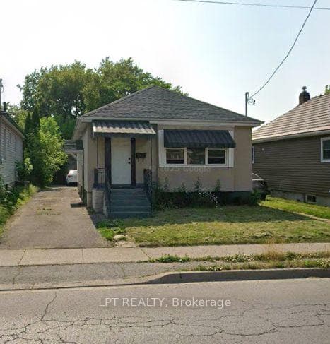 239 Vine Street, St. Catharines, ON L2M 4S9