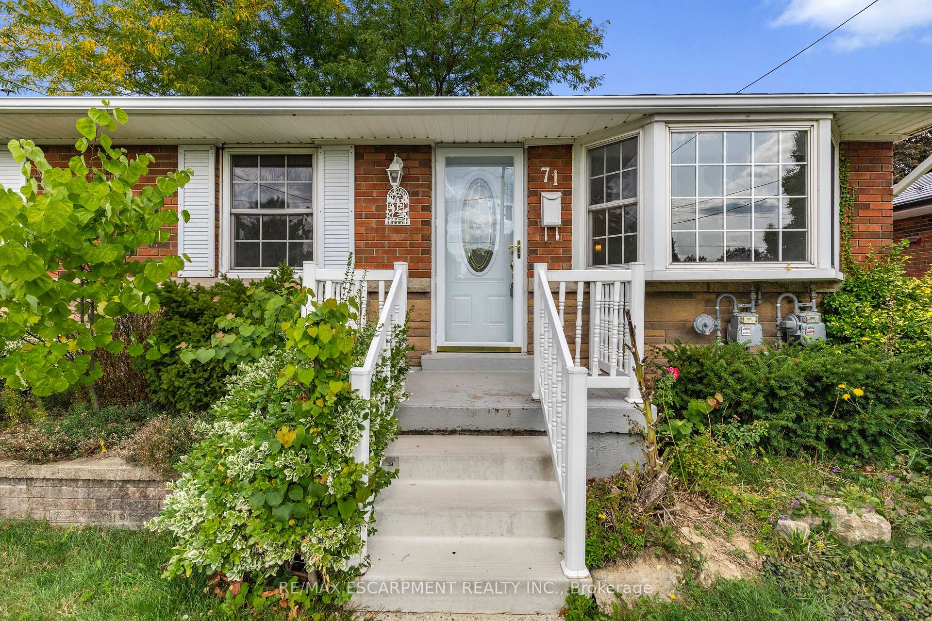 71 Organ Crescent Main, Hamilton, ON L8T 1Y8