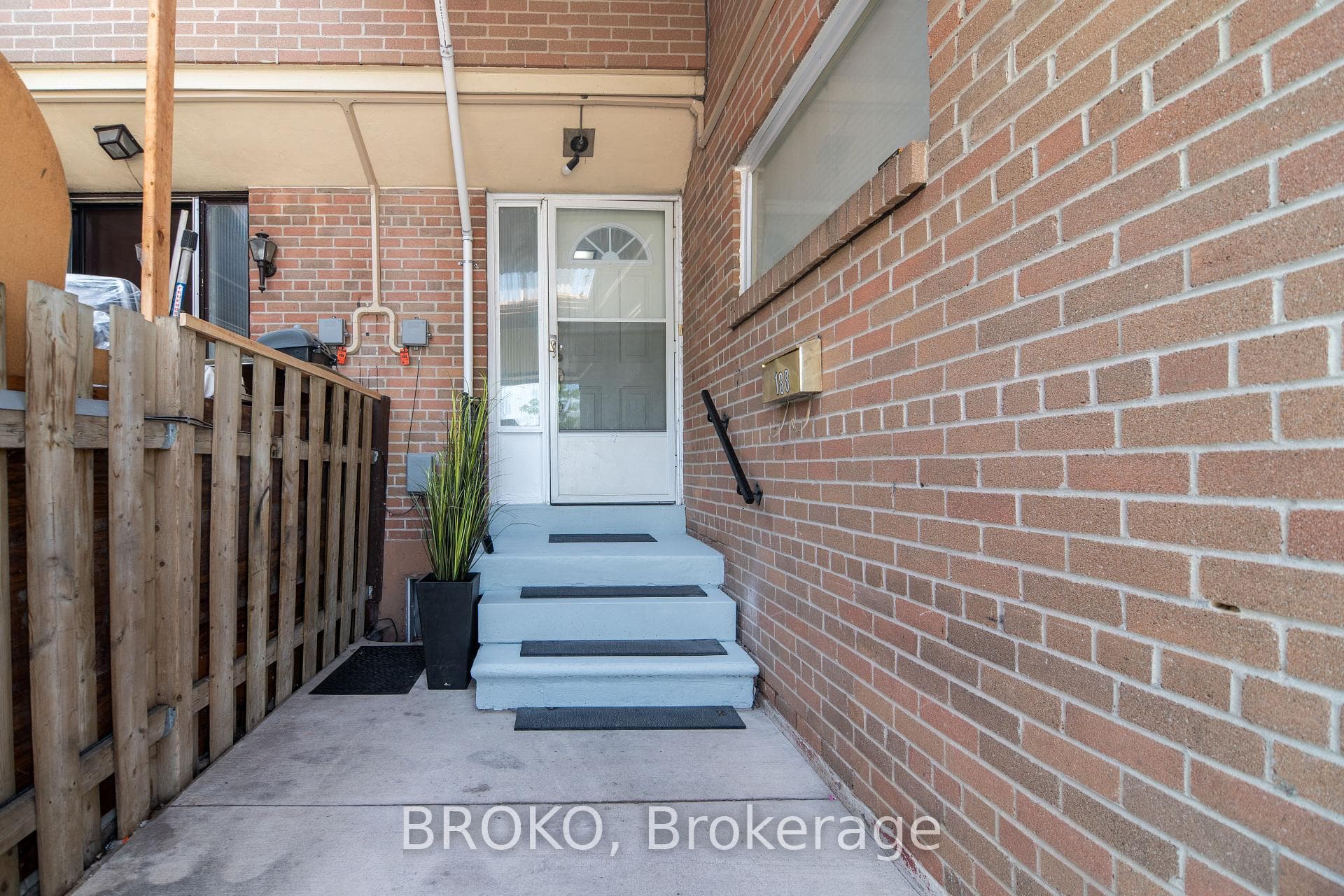 262 John Garland Boulevard 188, Toronto, ON M9V 1N8