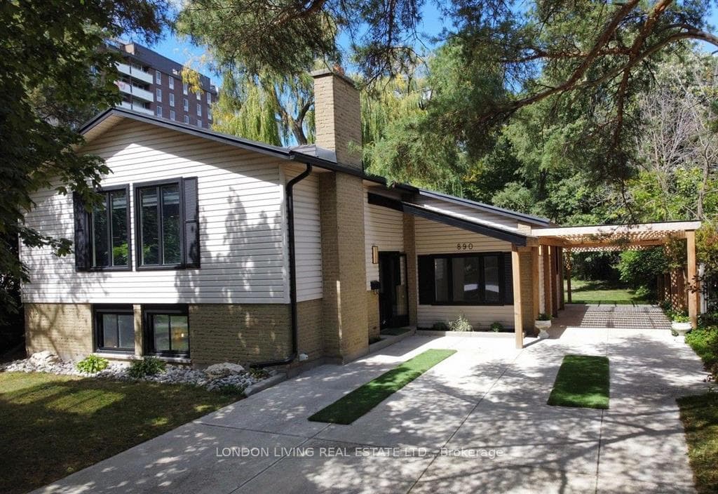 890 Viscount Road, London South, ON N6J 2C9