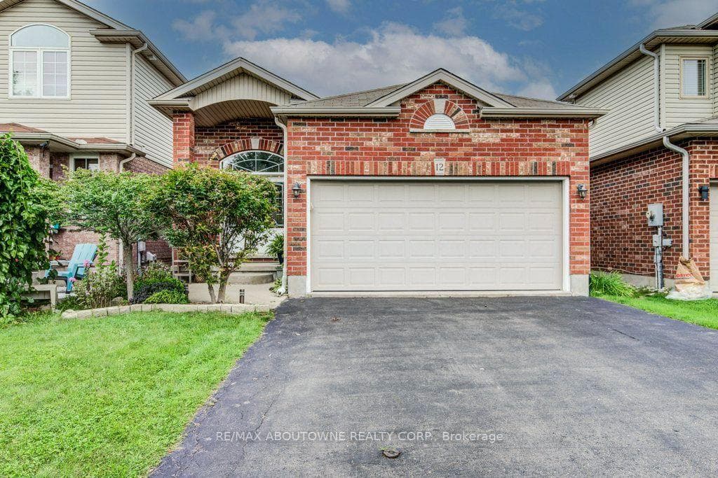 12 BROCK Street, Guelph, ON N1L 0E3
