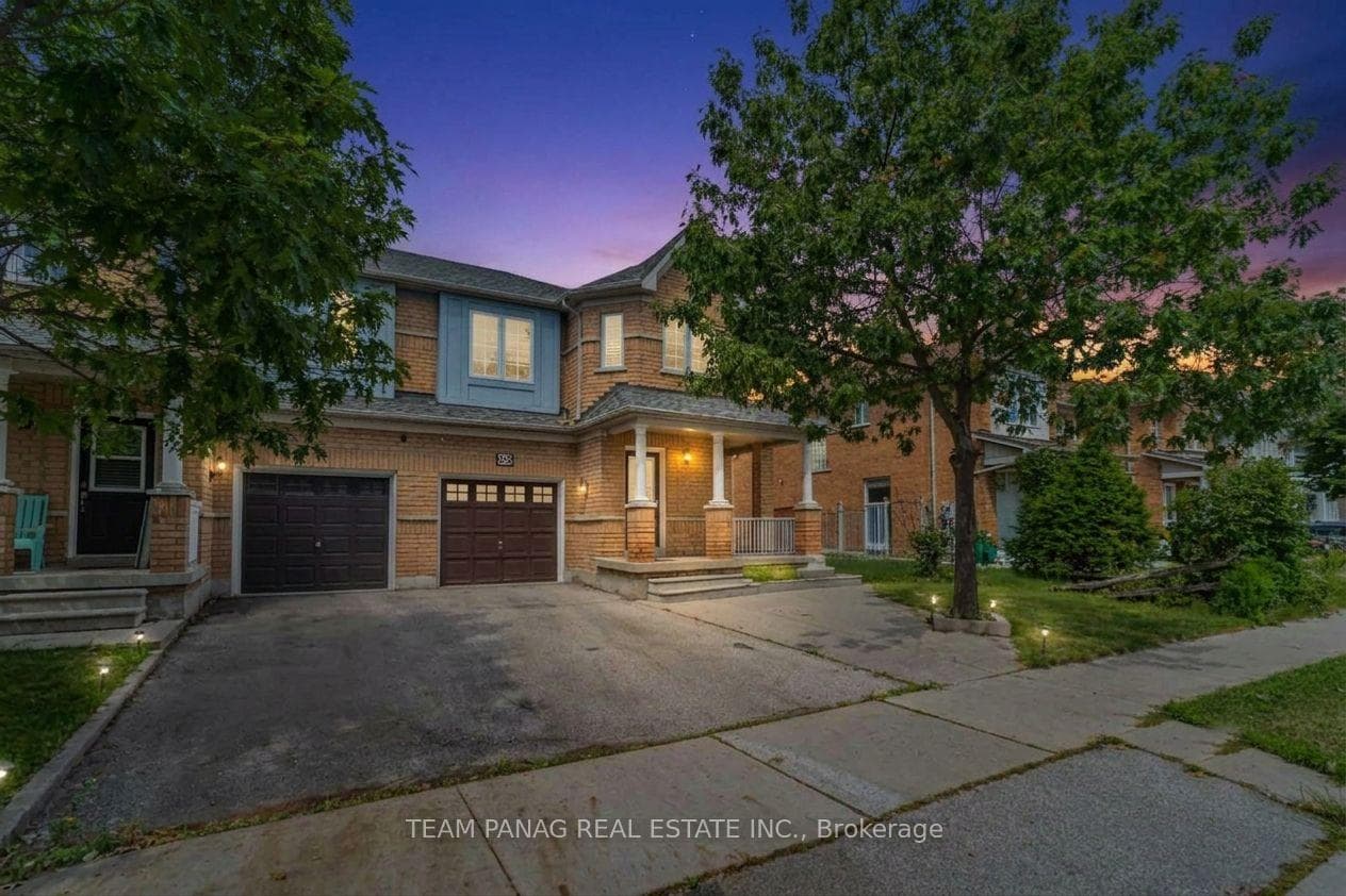 82 Starhill Crescent, Brampton, ON L6R 2W1