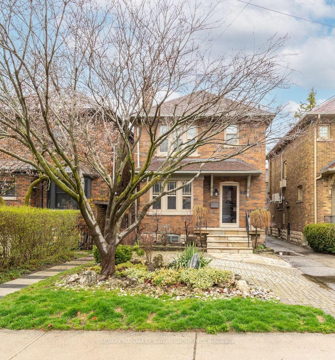 166 Old Orchard Grove, Toronto, ON M5M 2E4