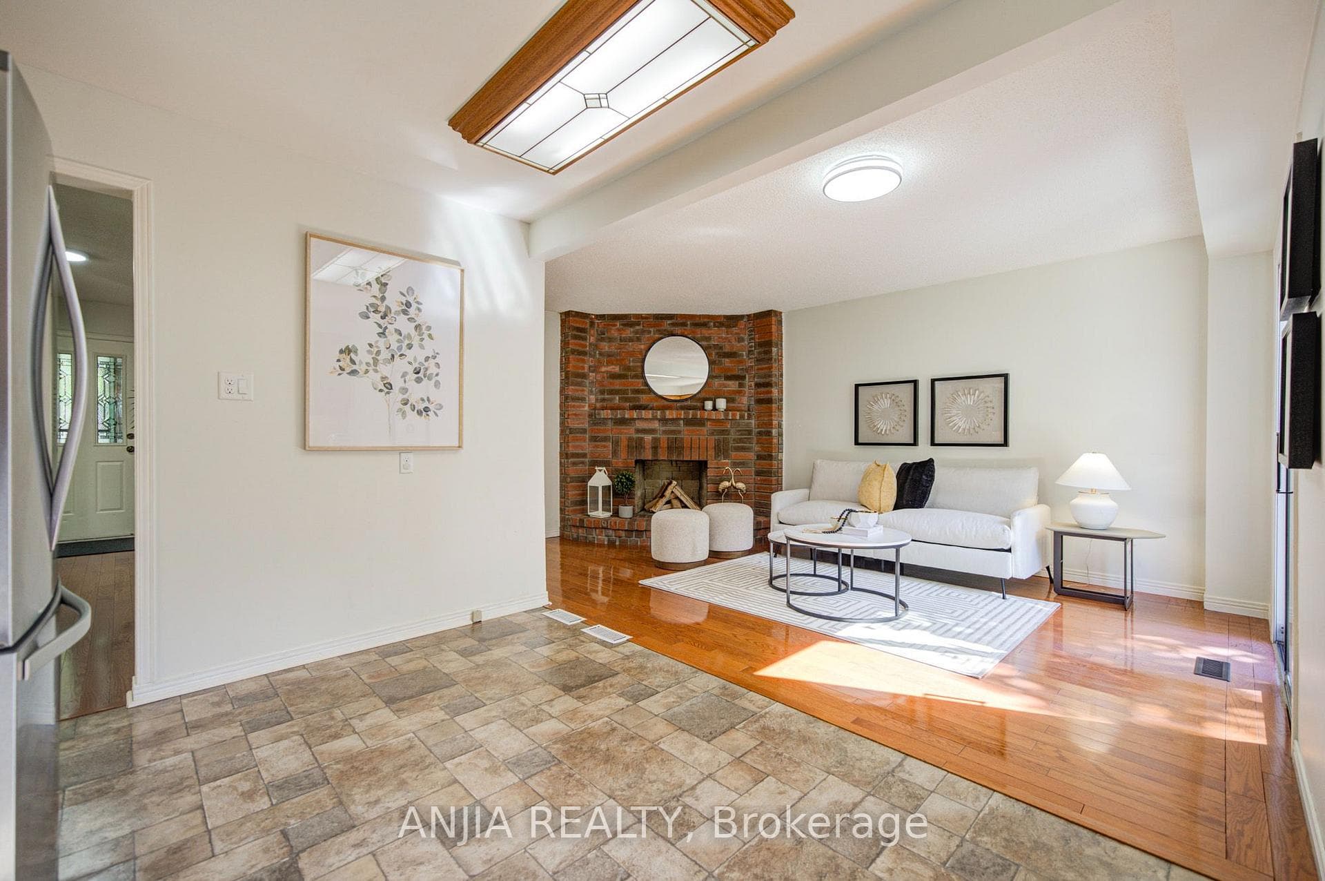 77 Royal Palm Drive, Brampton, ON L6Z 1P2